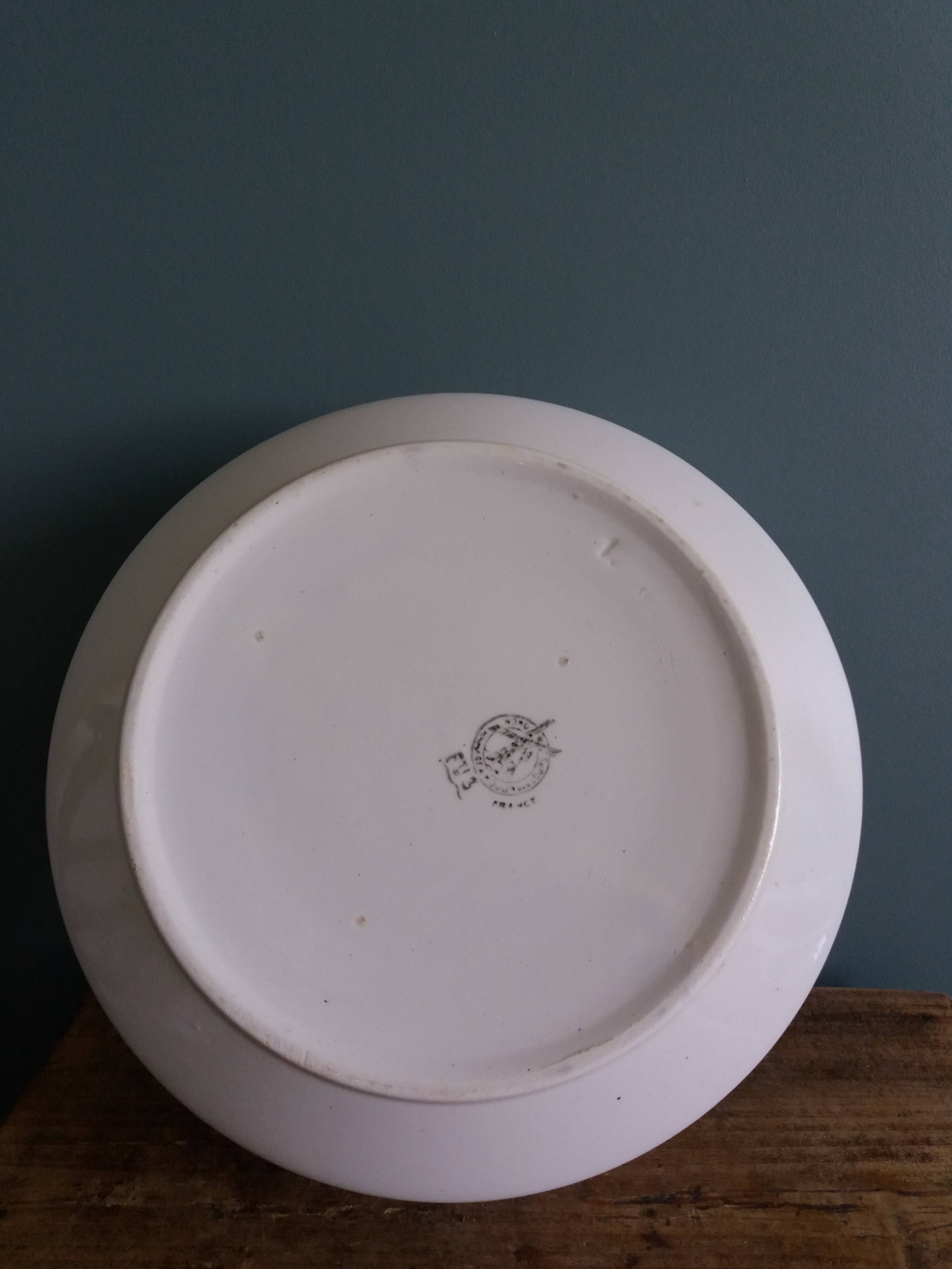 Iron Earth Dishes Moulin des Loups and Hamage