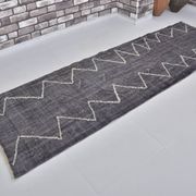 Tapis décoratif ancien en pompons sku 3826