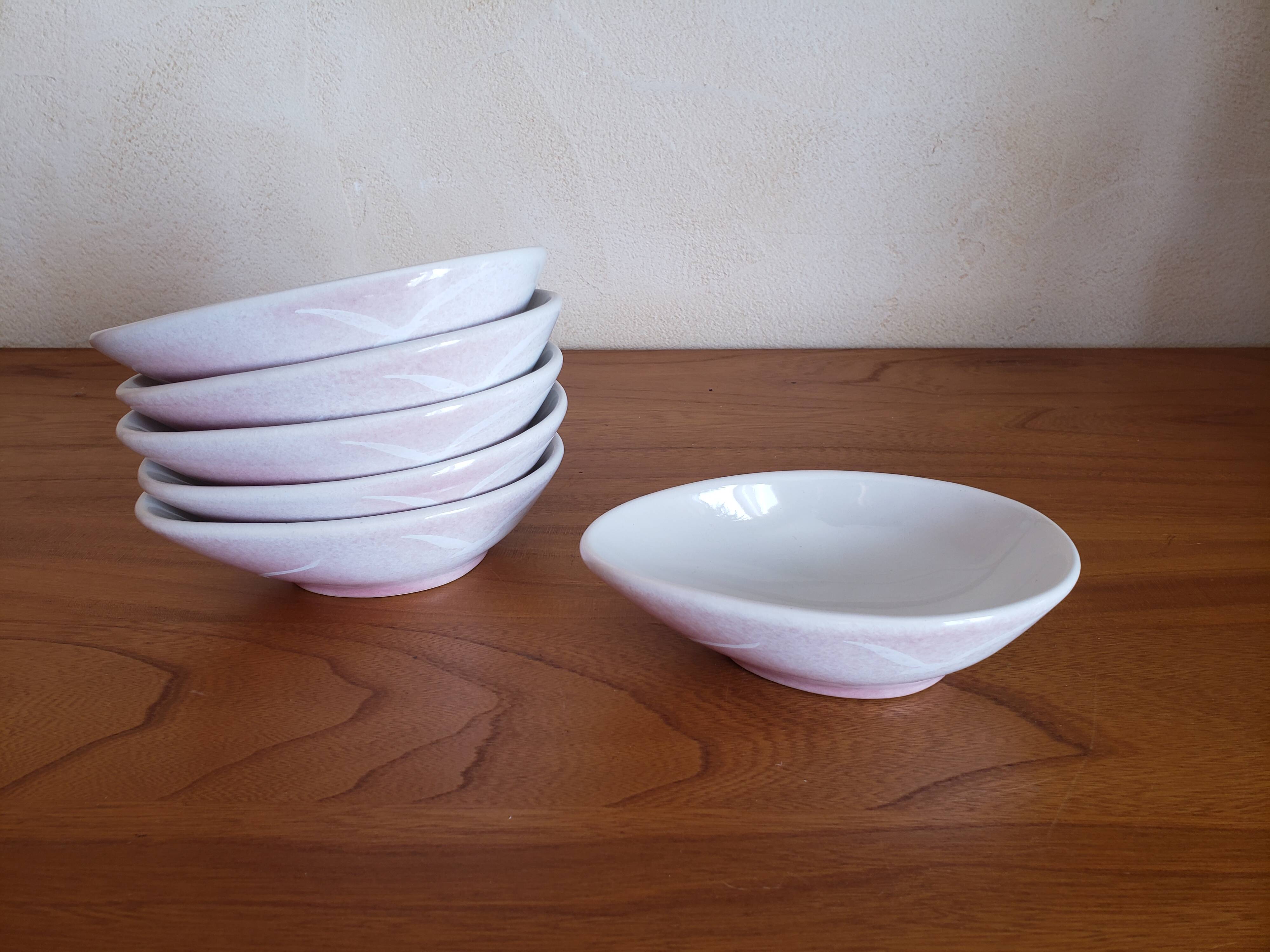 Vintage Avocado Service