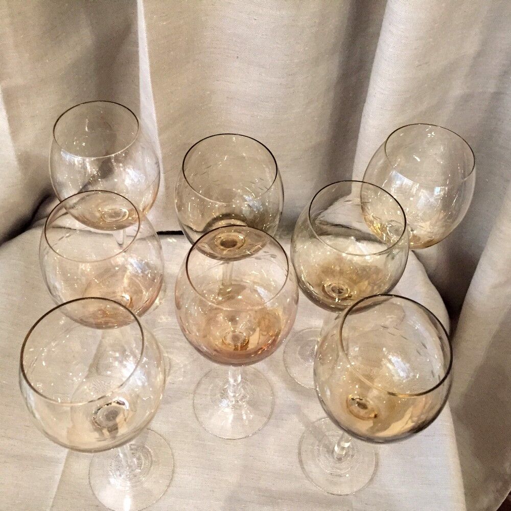 SUITE OF 8 GLASSES A GLASS WINE SMOKES OF THE YEARS 1930 1940