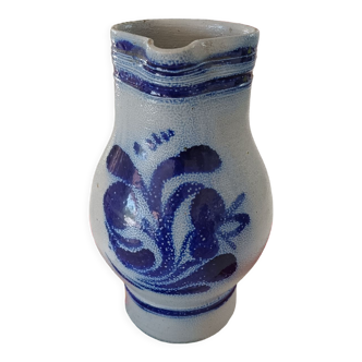 Pitcher in grey and cobalt blue sandstone