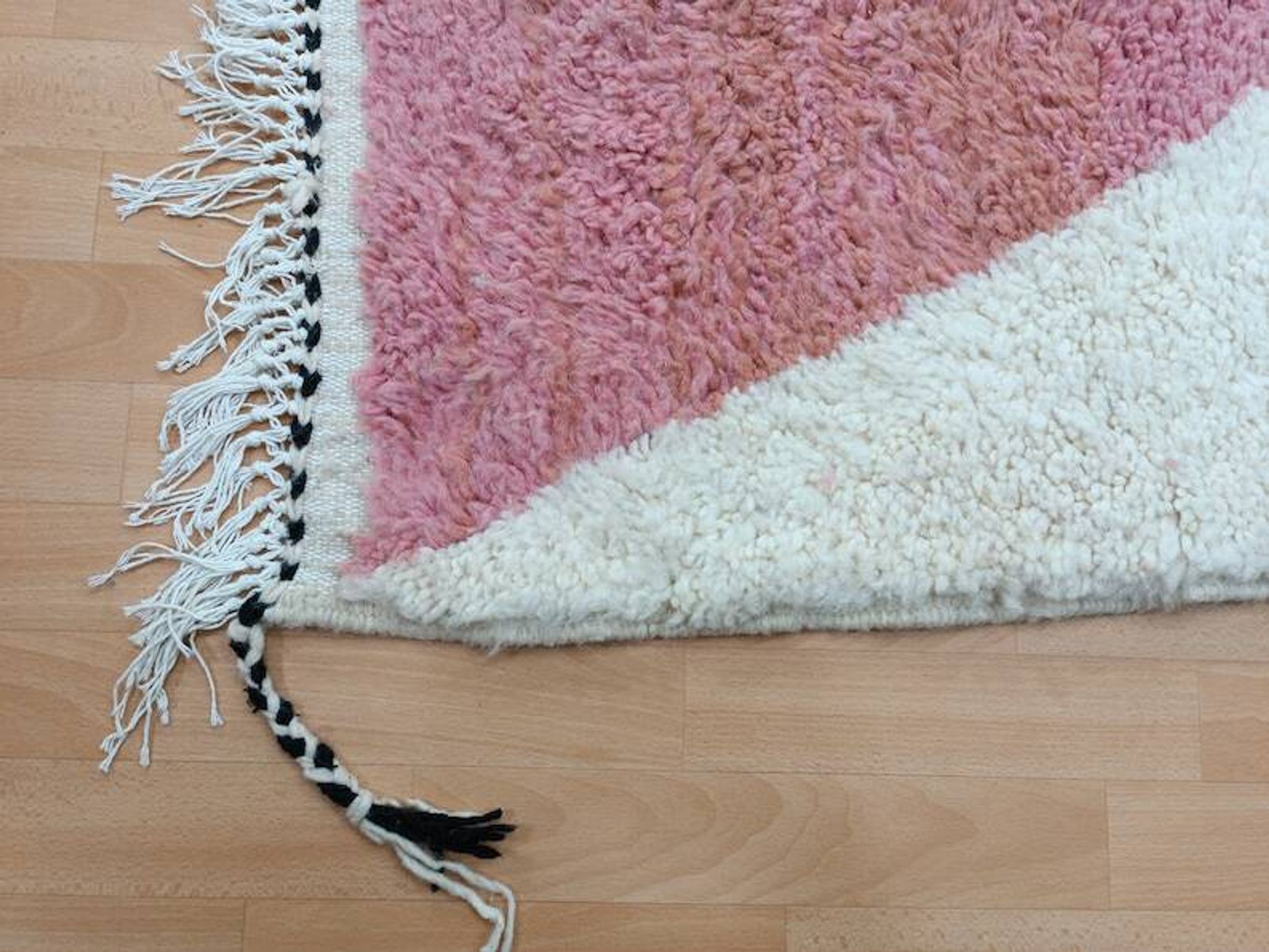 Tapis fait main 250cmx150cm multicolore