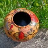 Retro flower vase