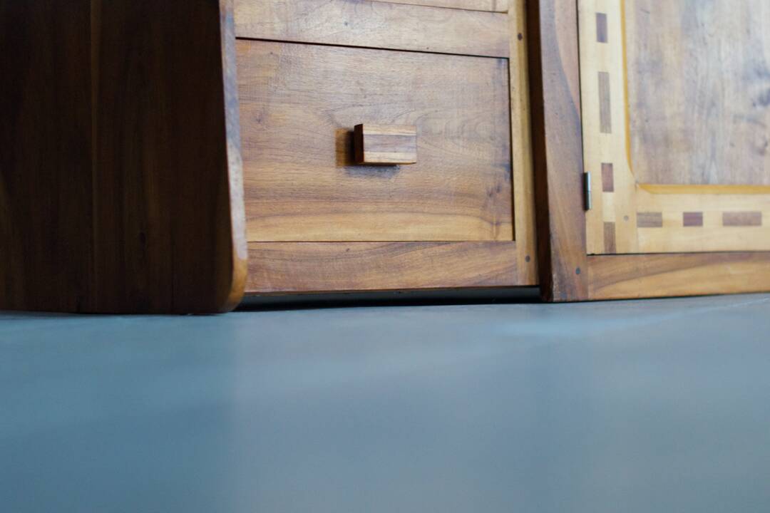 Arts & crafts solid wood sideboard/chest of drawers - France 1950