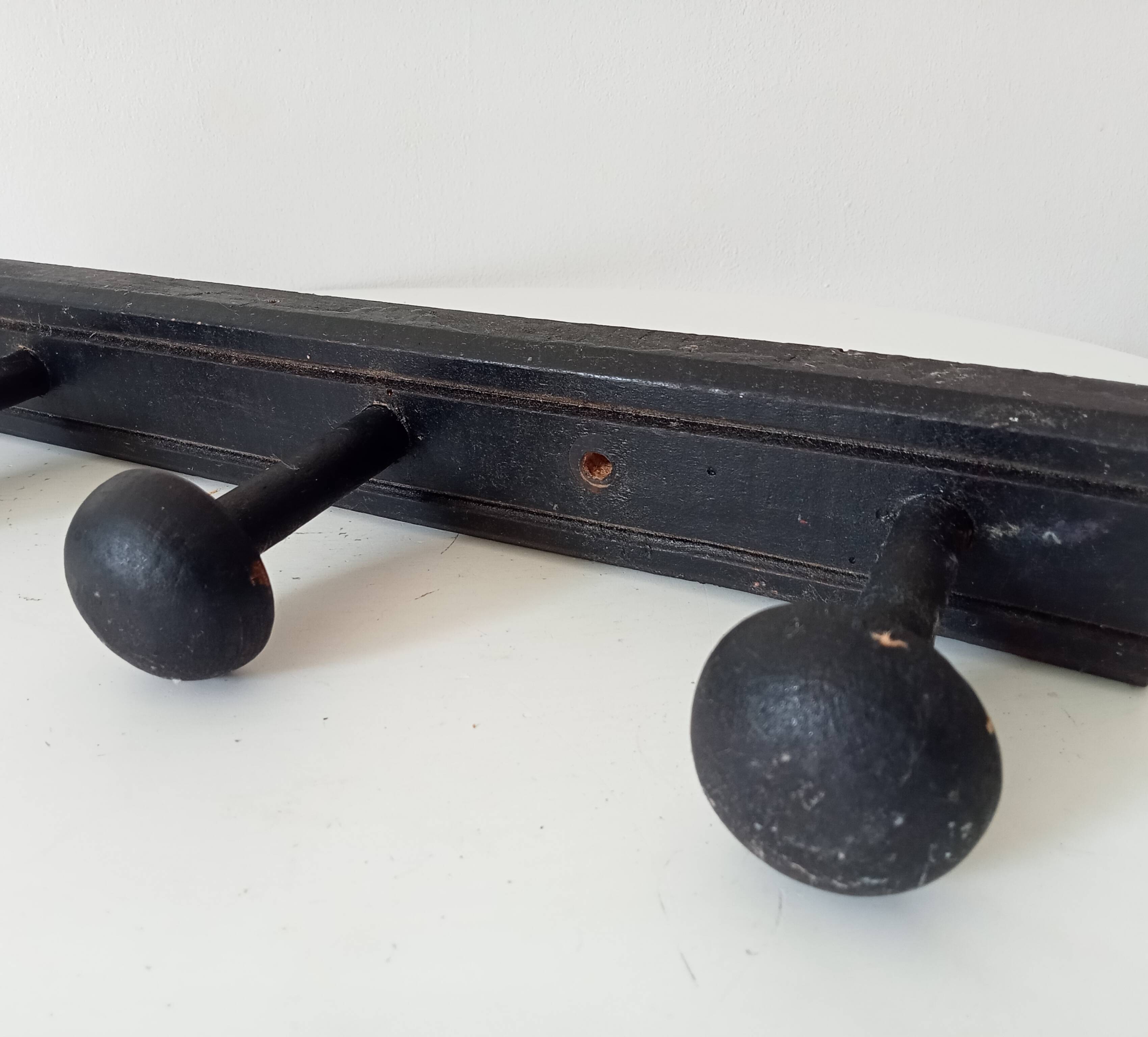 Ancien porte manteau mural en bois