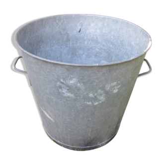 Zinc basin