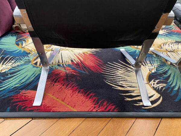 2 fauteuils cuir noir cuir vintage