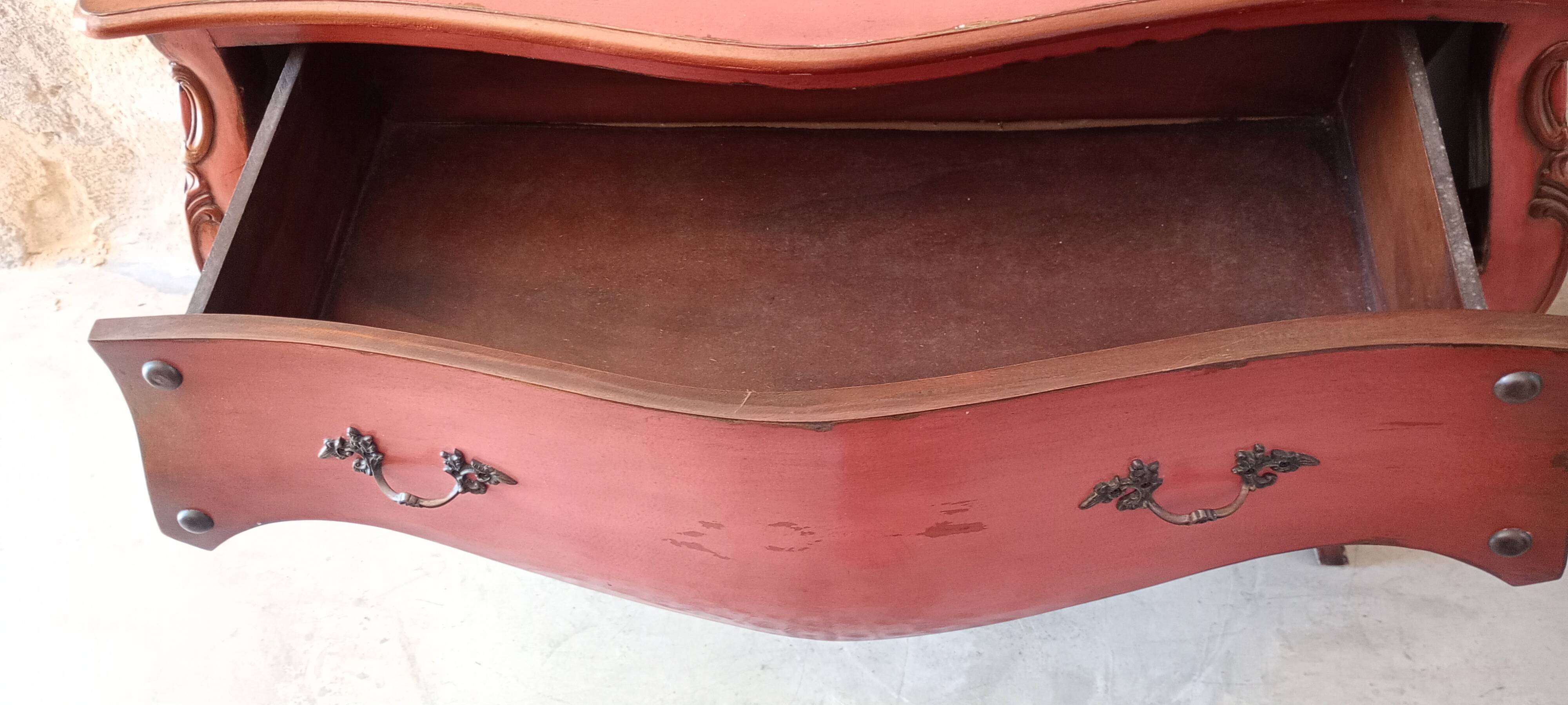 Louis XV commode style