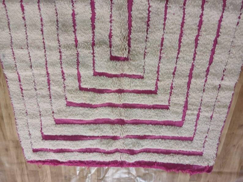 Tapis bérbere écru à motifs géométriques 250cmx150cm