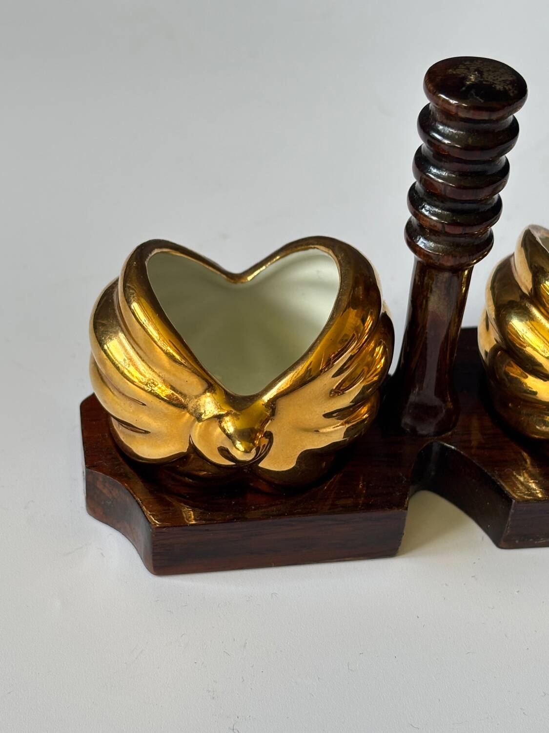 Robj Paris porcelain salt and pepper shakers, 1930