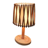 Lampe française en rotin. Attribuée à Louis Sognot