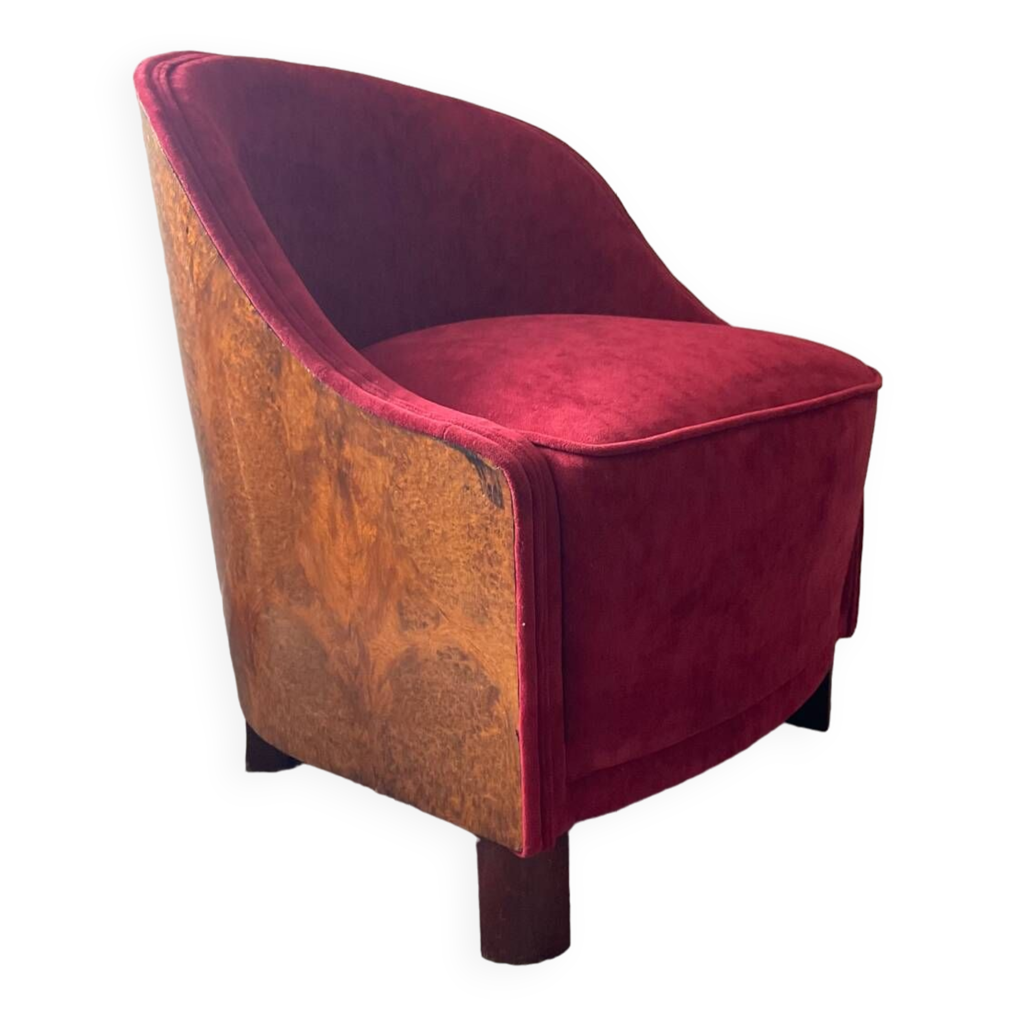 Fauteuil bergère Art Déco en loupe d’orme et velours