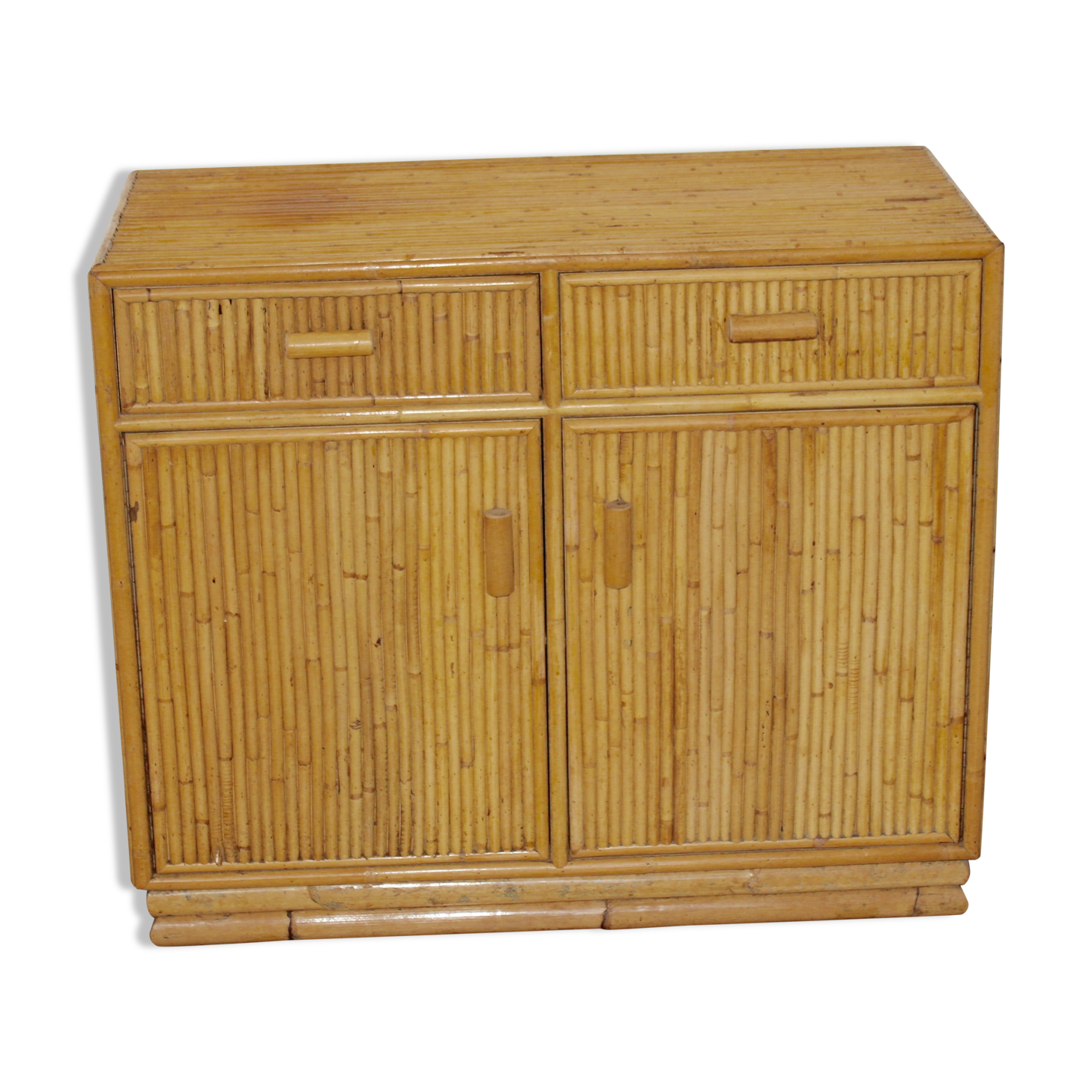 Commode en rotin vintage