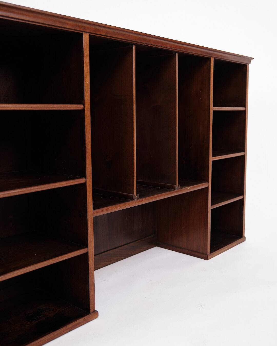Wall-hung bookcase - hand-polished mahogany - shelf sections - 1890s