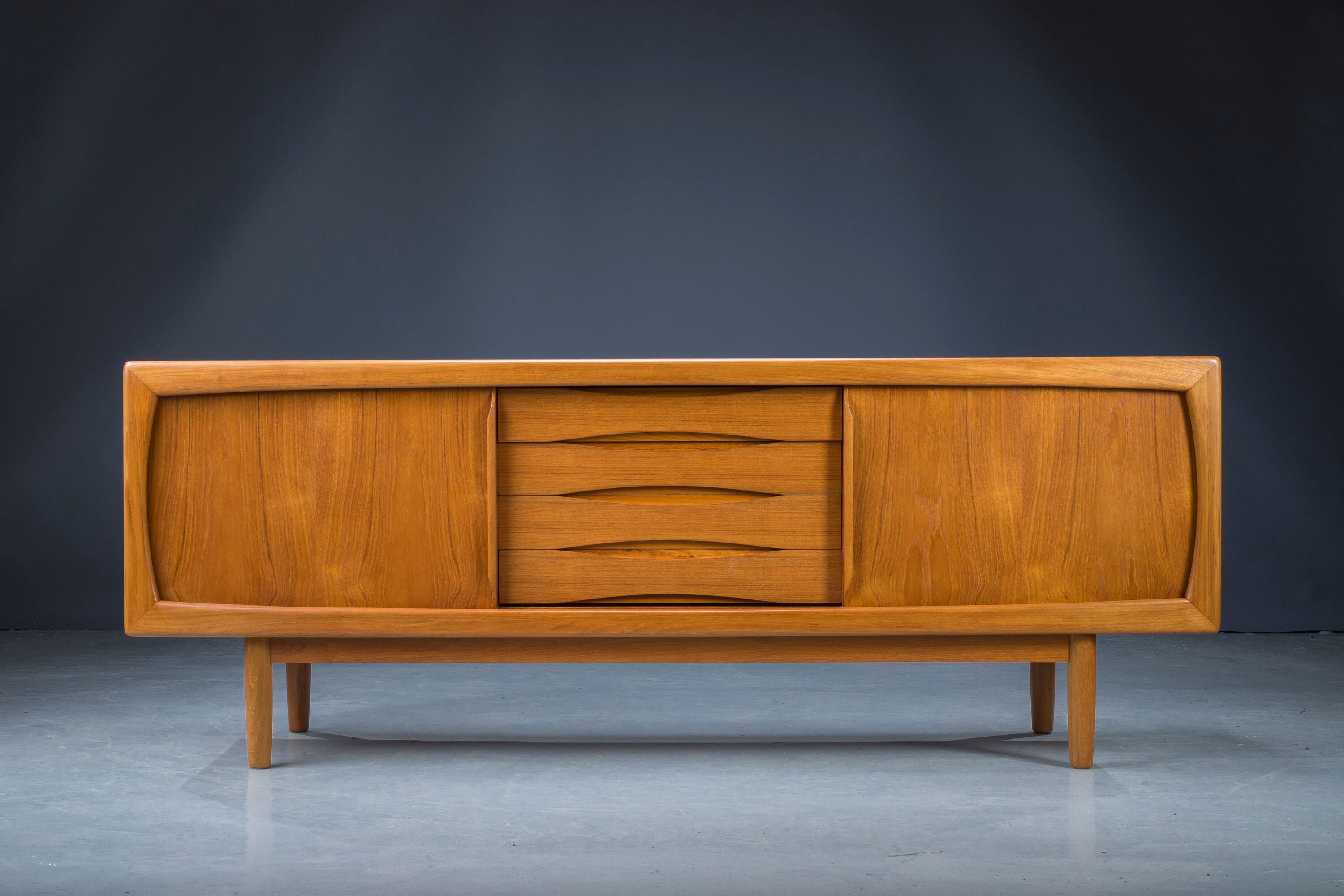 Mid-Century Danish Teak Sideboard from H.P. Hanssen, 1960s