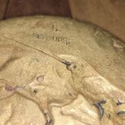 tray / gilded bronze bowl depicting a hunting dog