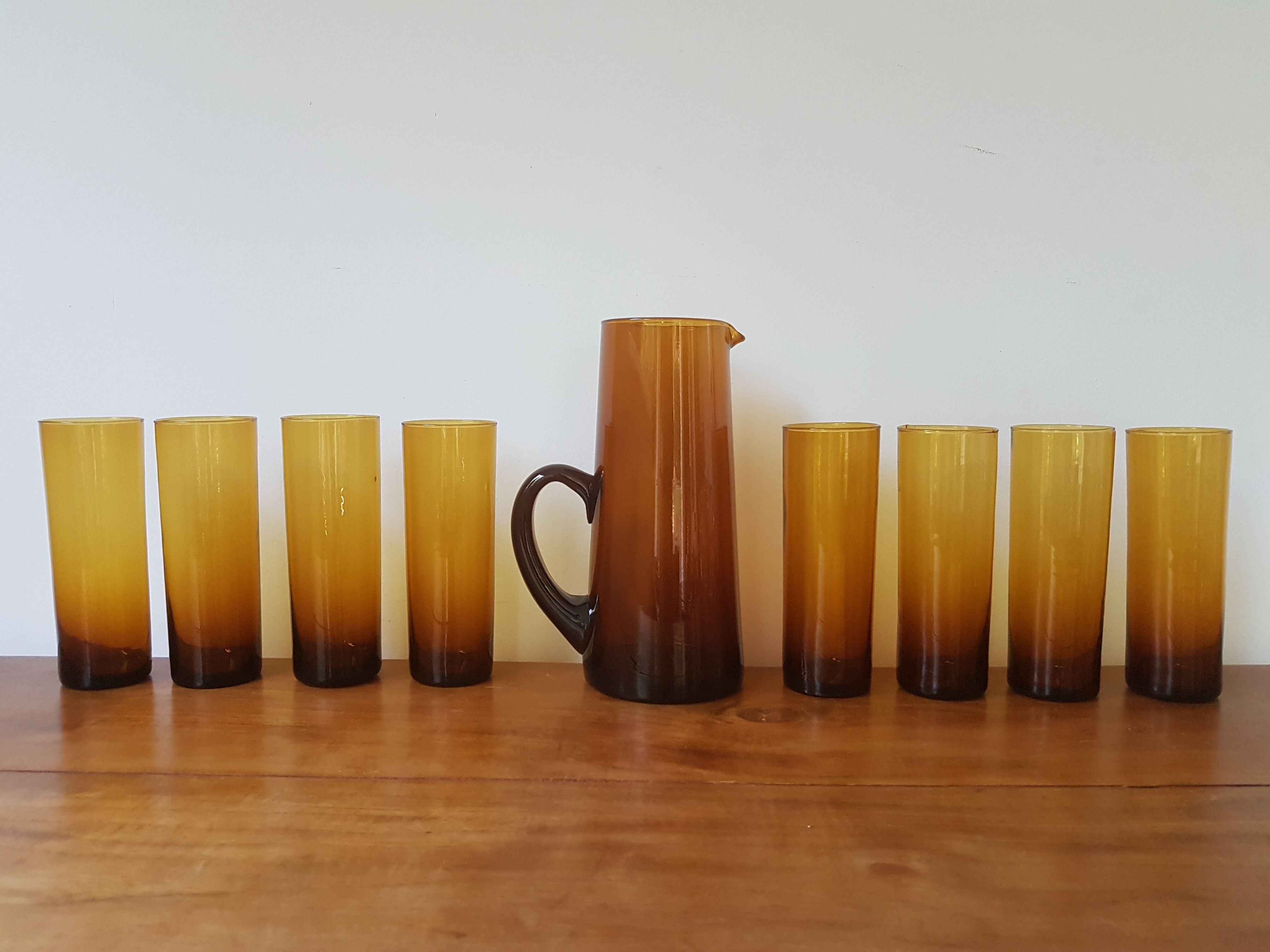 Carafe blown glass and its 8 glasses