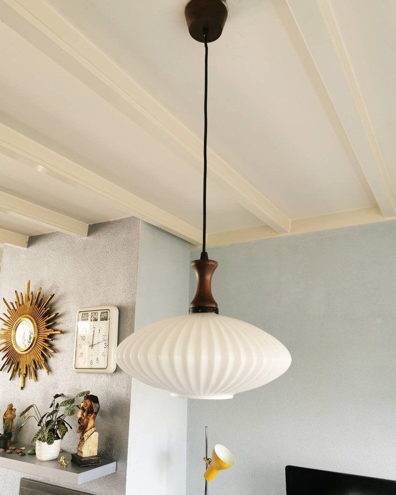Glass suspension from the 70s,