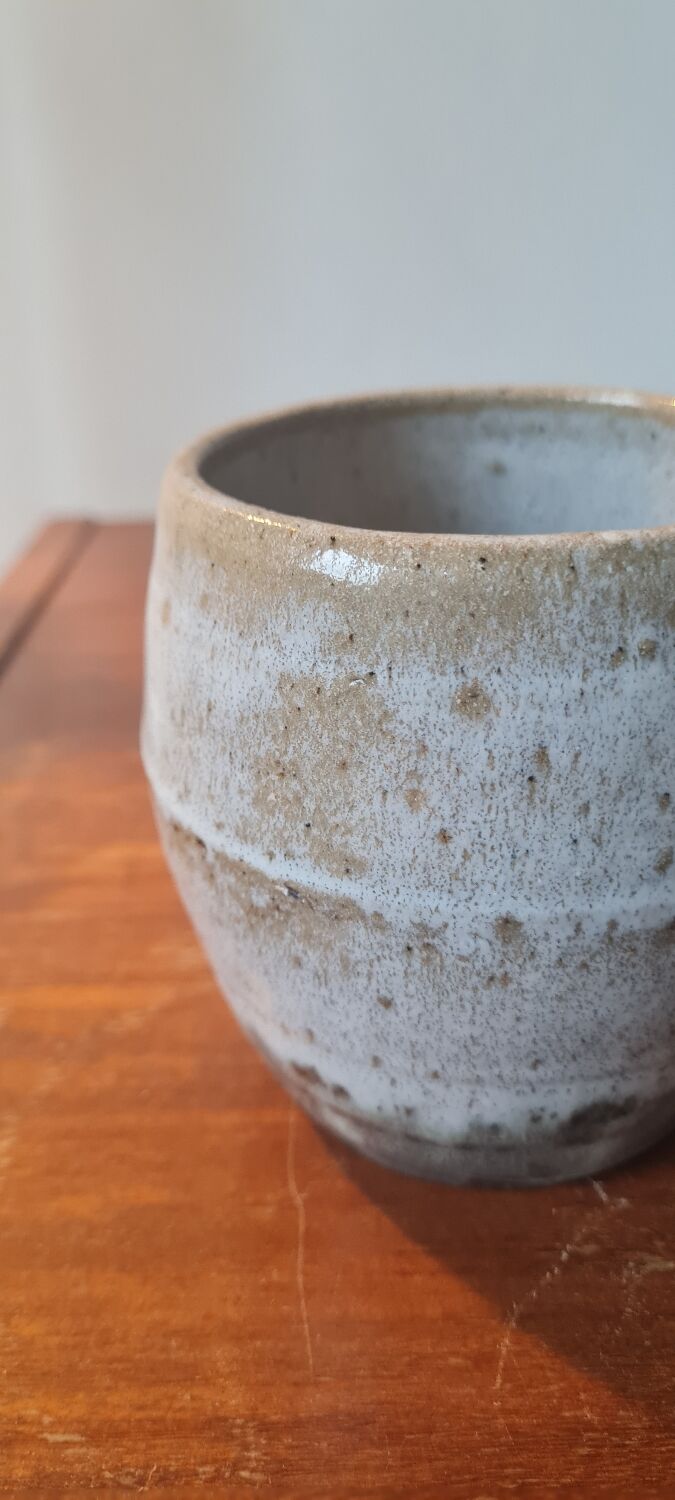 Glazed stoneware mugs