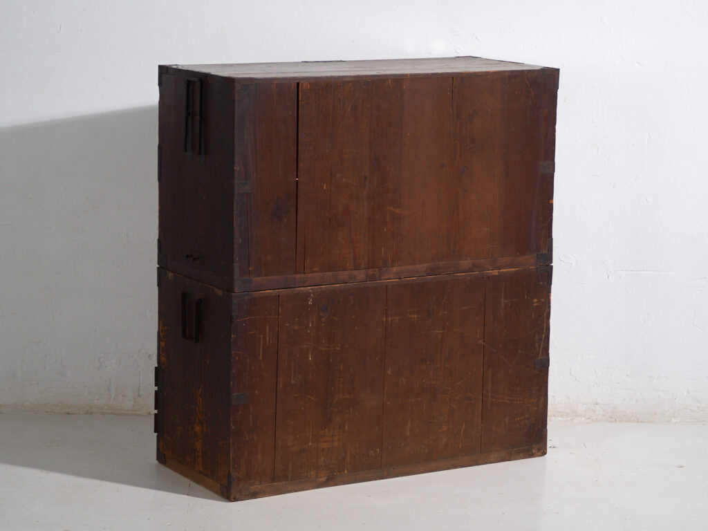 Old chest of drawers with small door – Meiji / Taishō period (c.1868-1926) #33