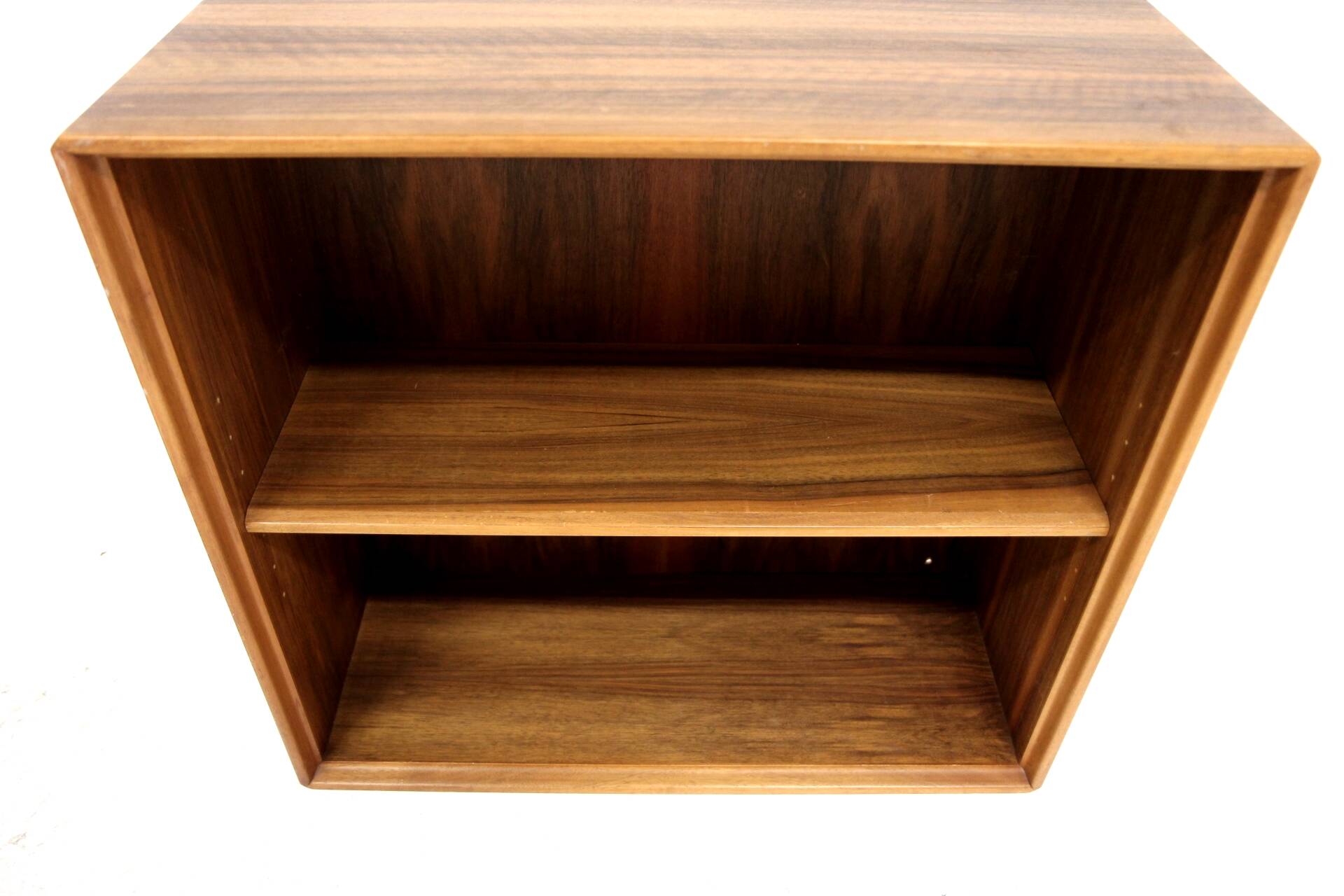 Set of 2 "Facett" walnut bedside tables, Bertil Fridhagen, Bodafors, Sweden, 1960