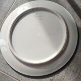 Large wall plate in majolica signed by Enrique Crespo, Artesania years.