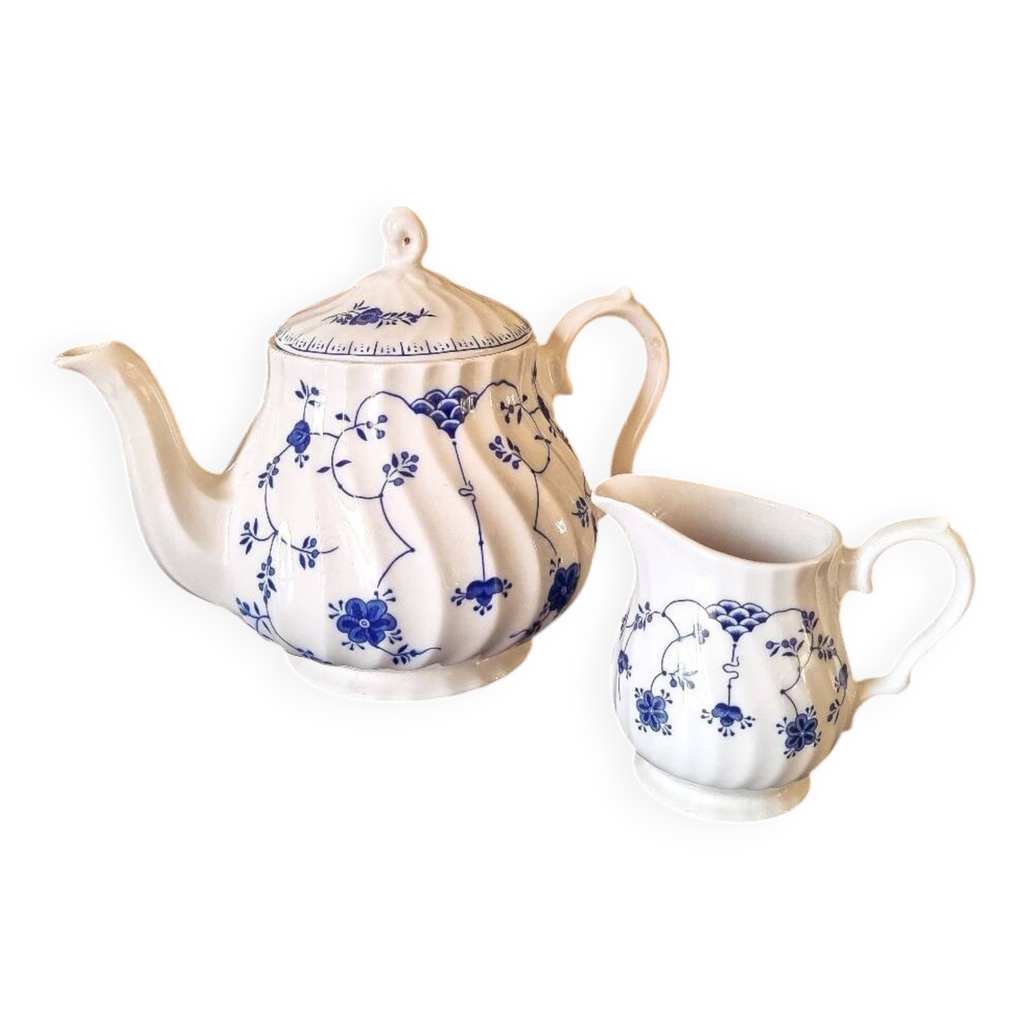 Churchill teapot and milk jug