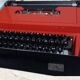 Machine a ecrire olivetti oxford s rouge