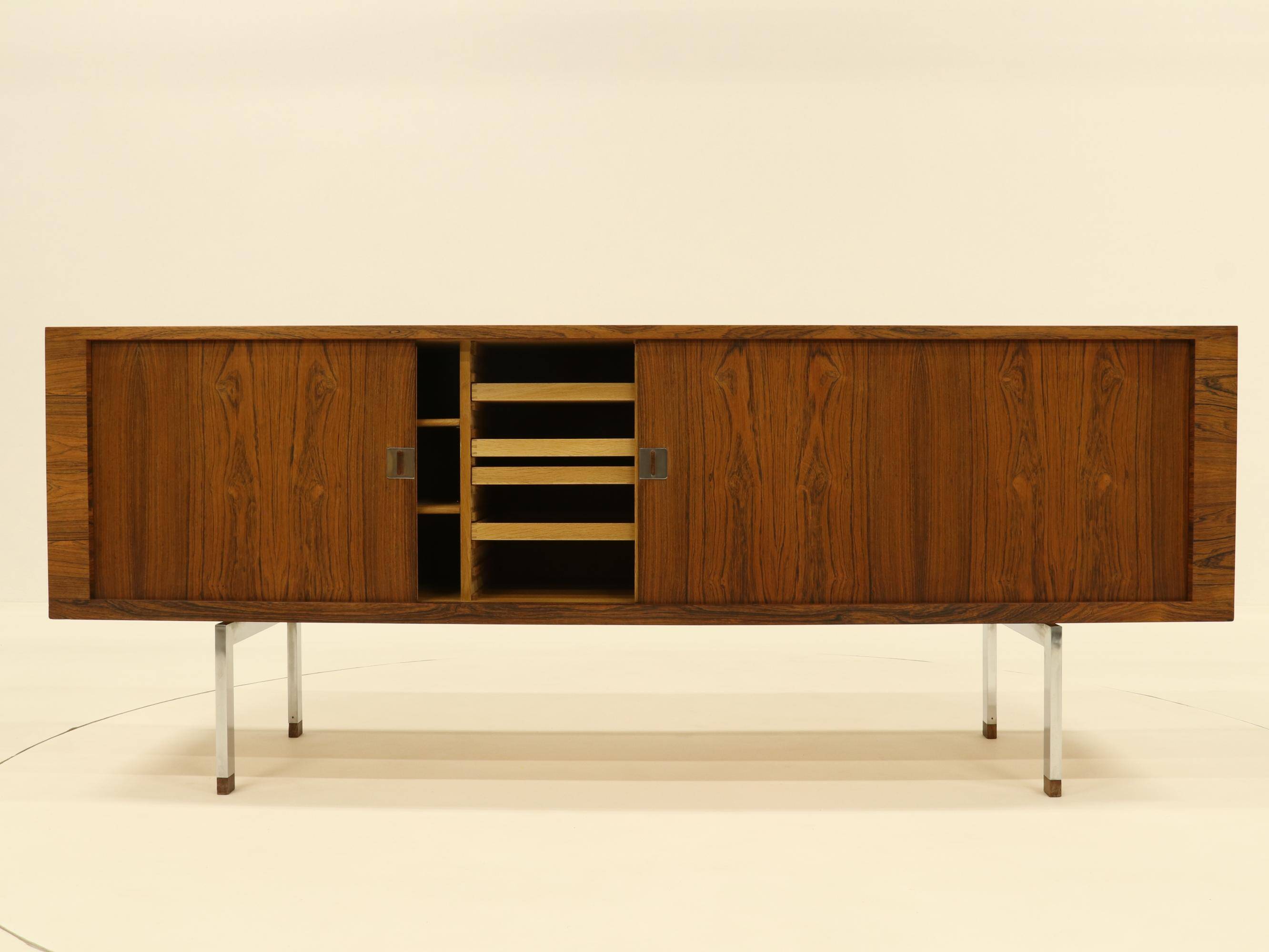 Sideboard Model RY 25 President in Rosewood by Hans Wegner, Denmark, 1960s