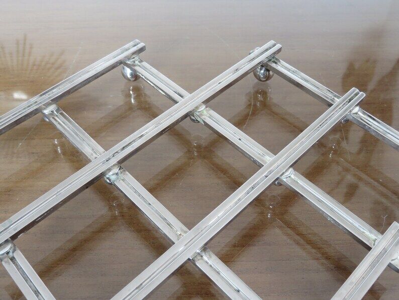 Extendable silver metal underside 40s 50s