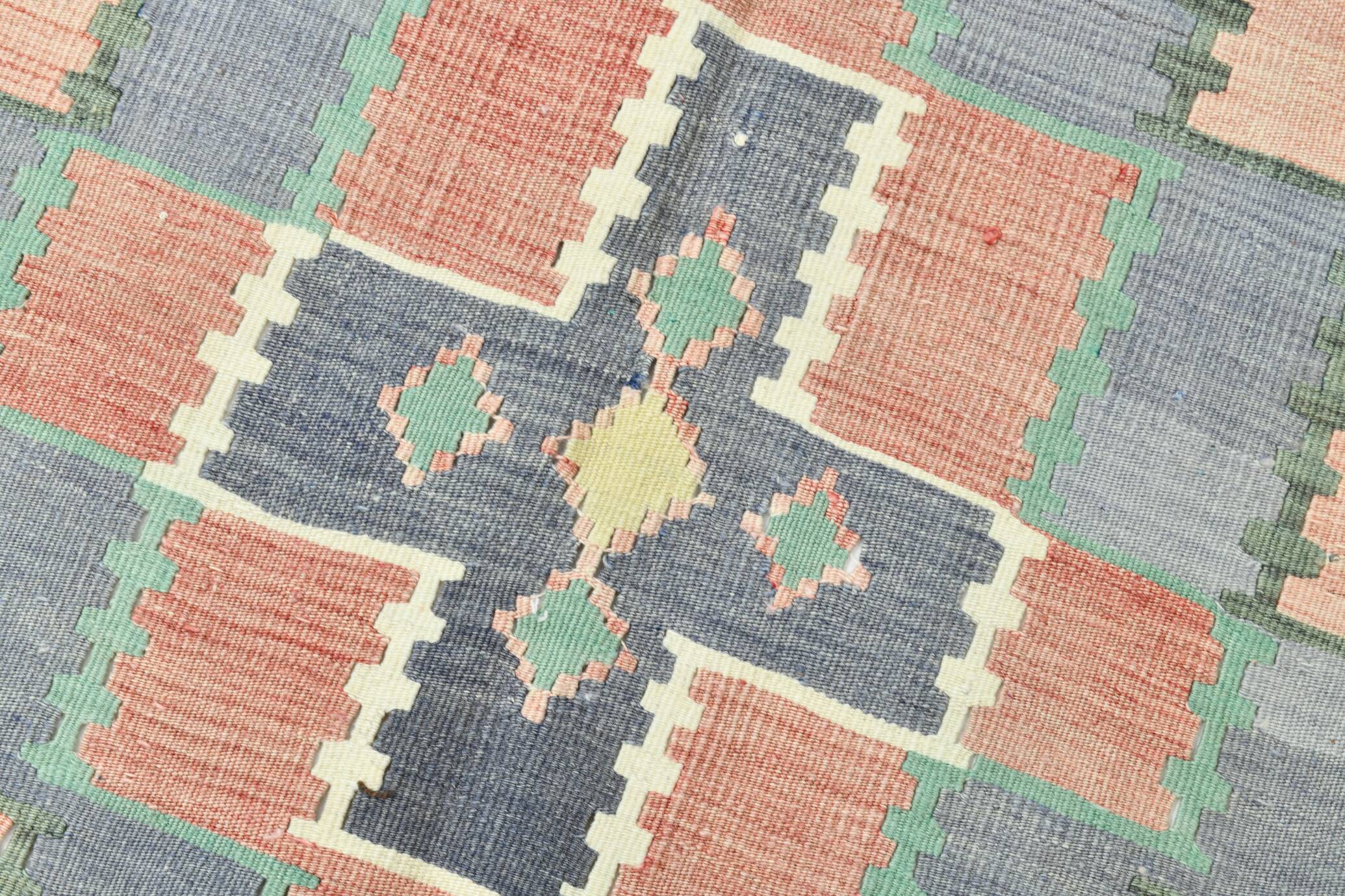 5x8 Vintage Samon Pink & Light Grey Vintage Oushak Area Rug, 161x255 cm