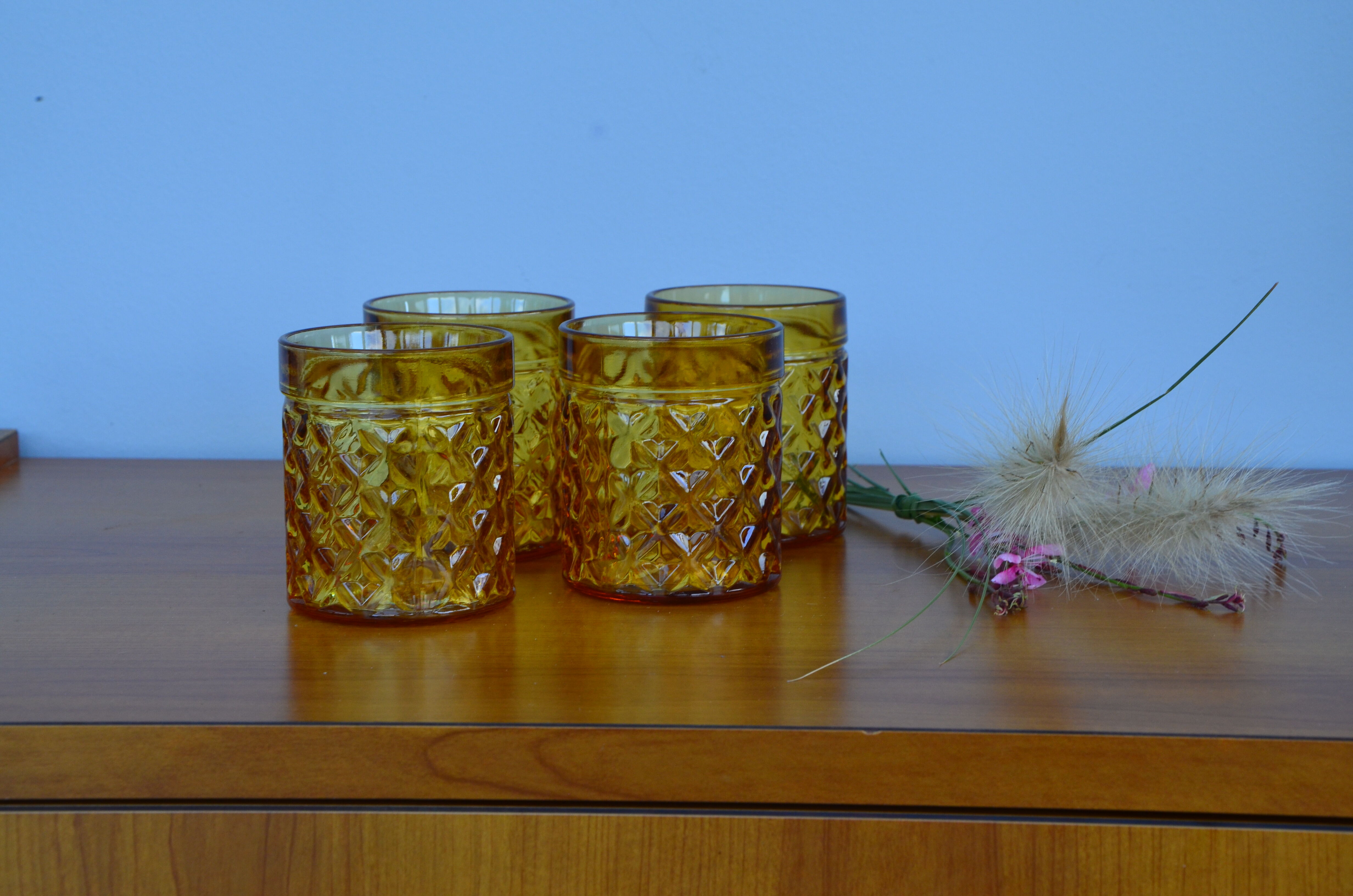 Set of 4 Pernod amber glasses