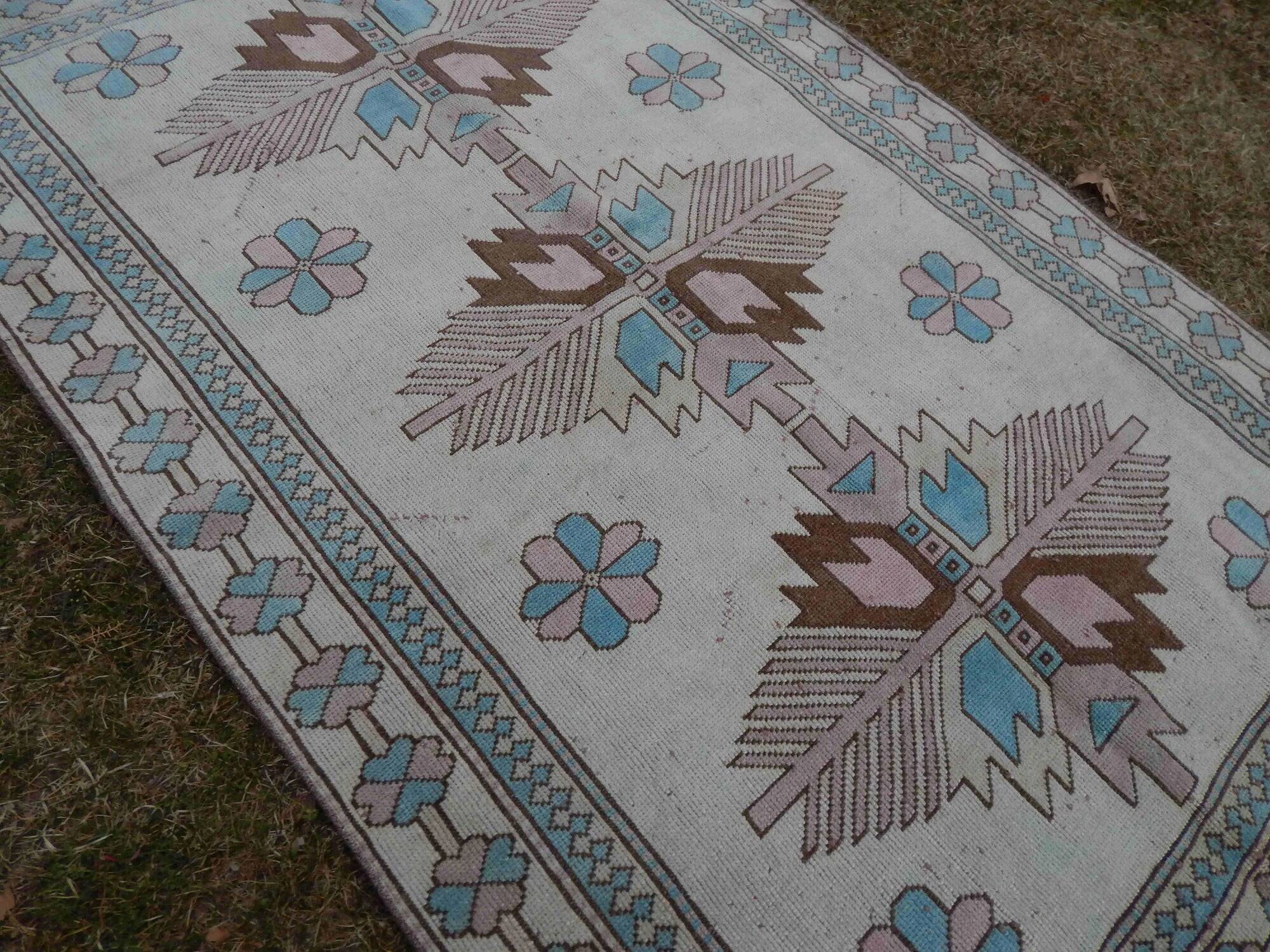 Vintage Turkish hallway rug 151x238 cm