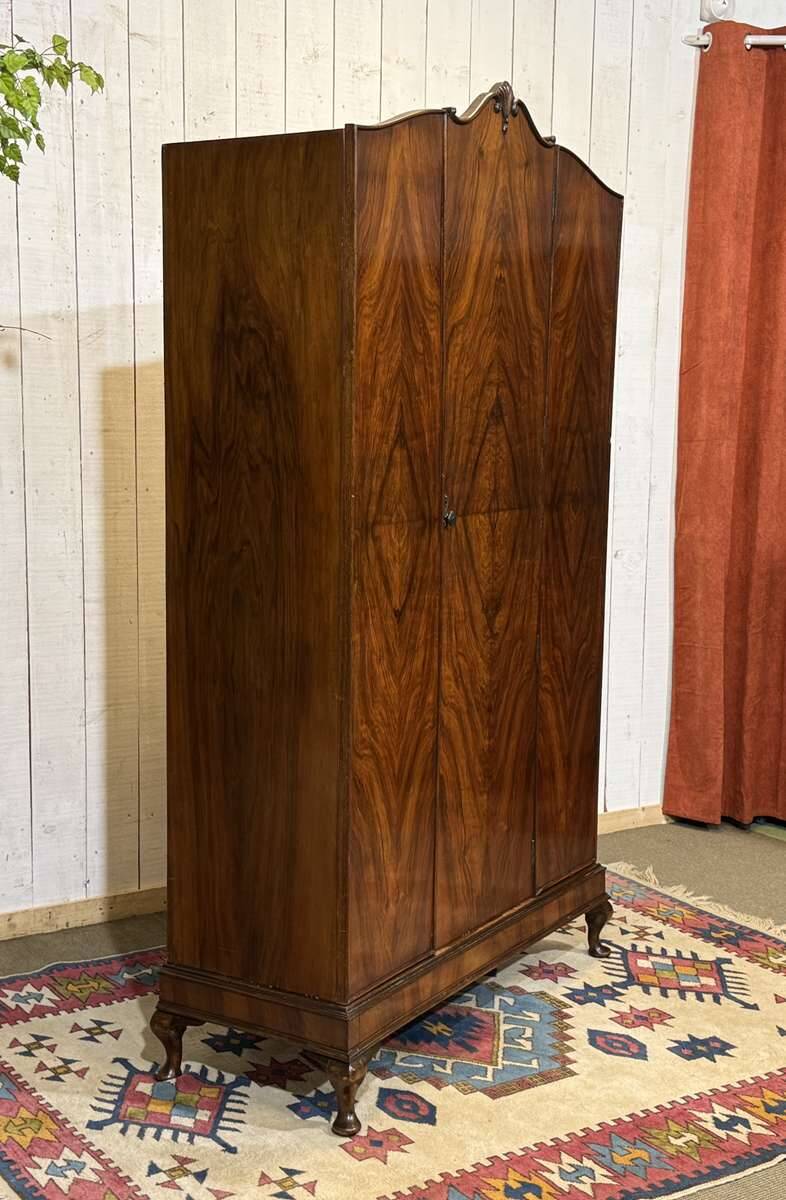 English wardrobe from the 1930s in walnut.