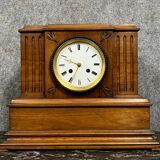 Pendule en noyer époque Napoléon III vers 1880