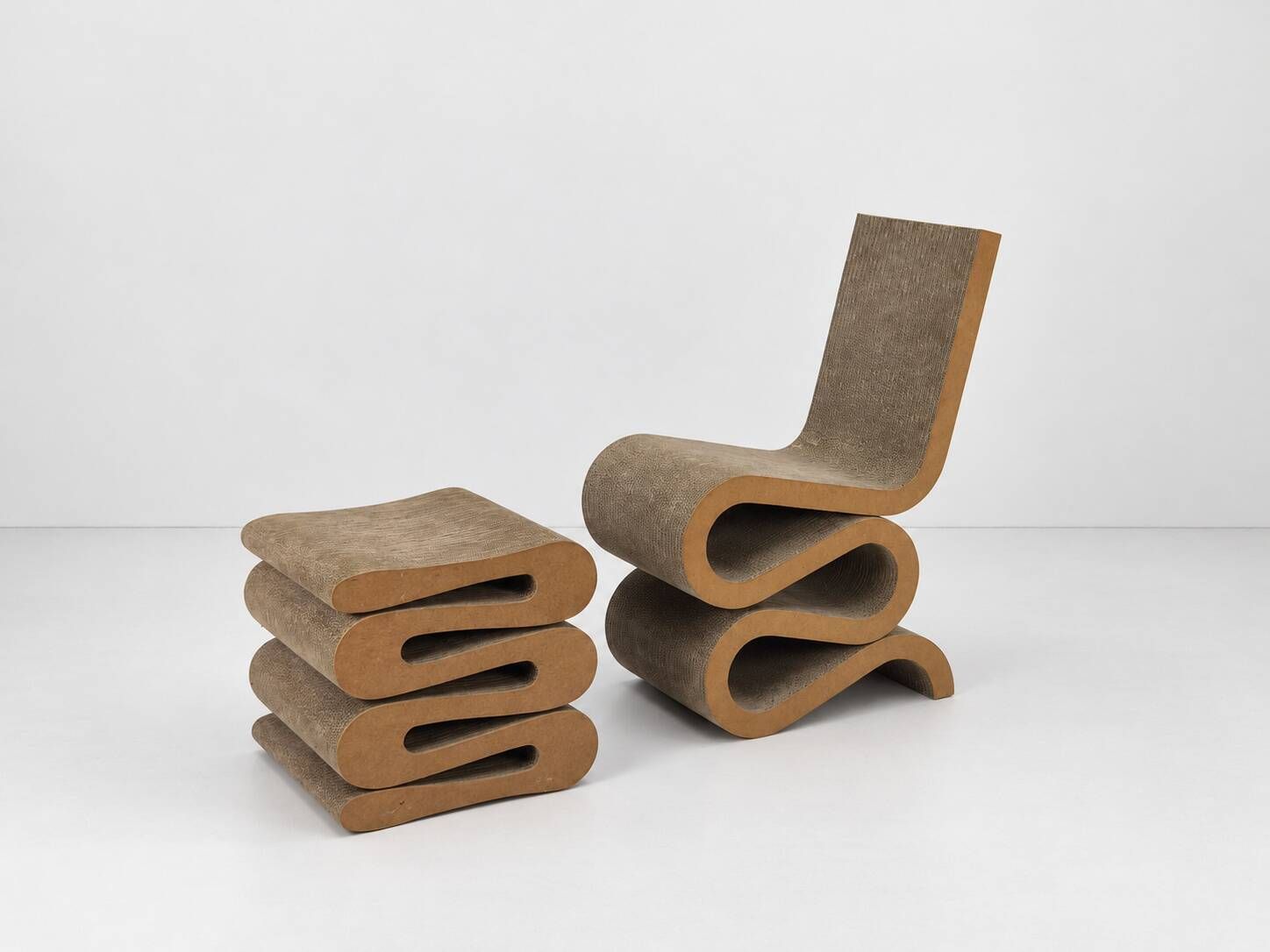 Chaise Wiggle Easy Edges avec tabouret par Frank Gehry pour Vitra