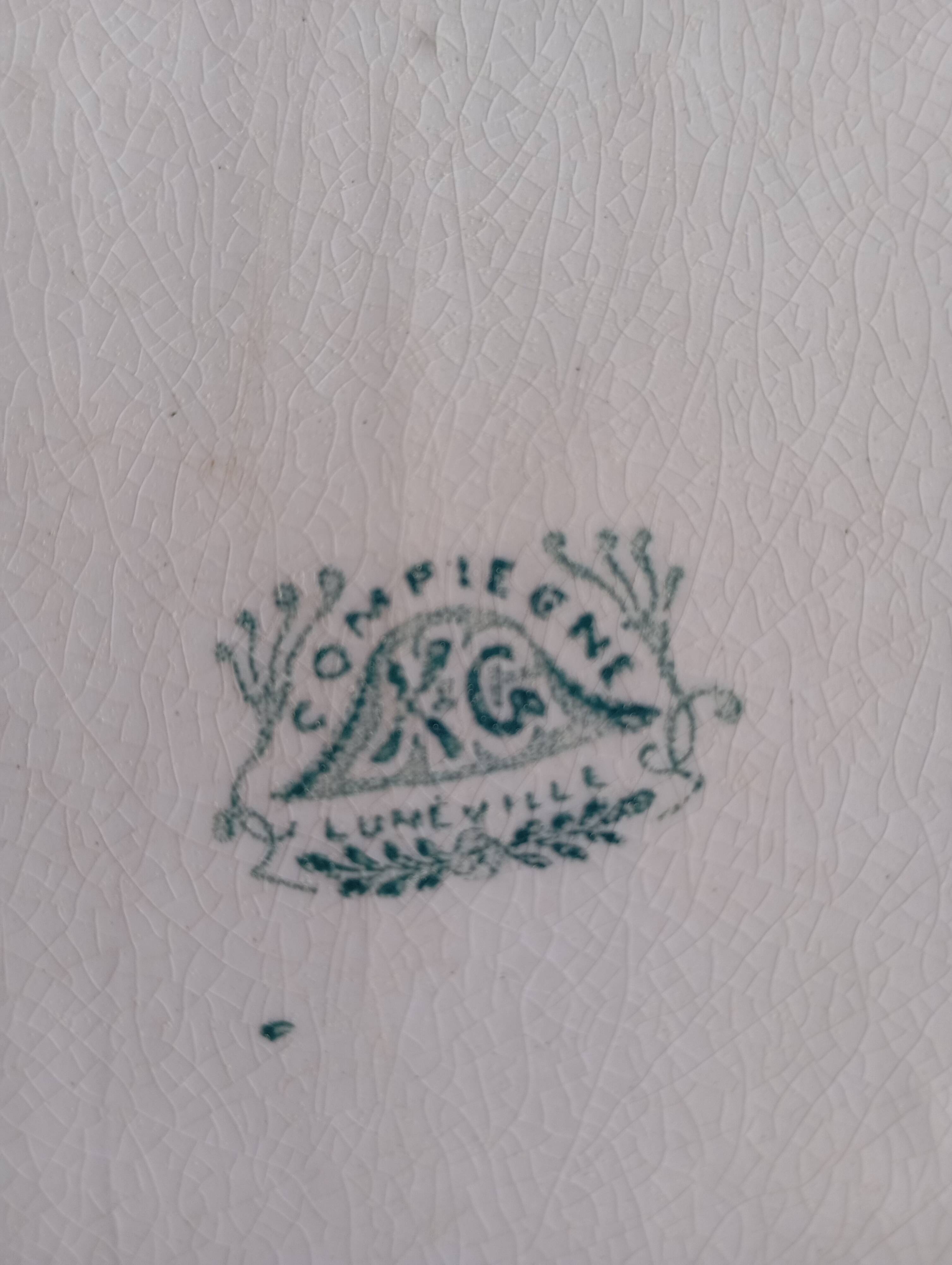 Oval ironstone dish "Compiègne" K&G Lunéville