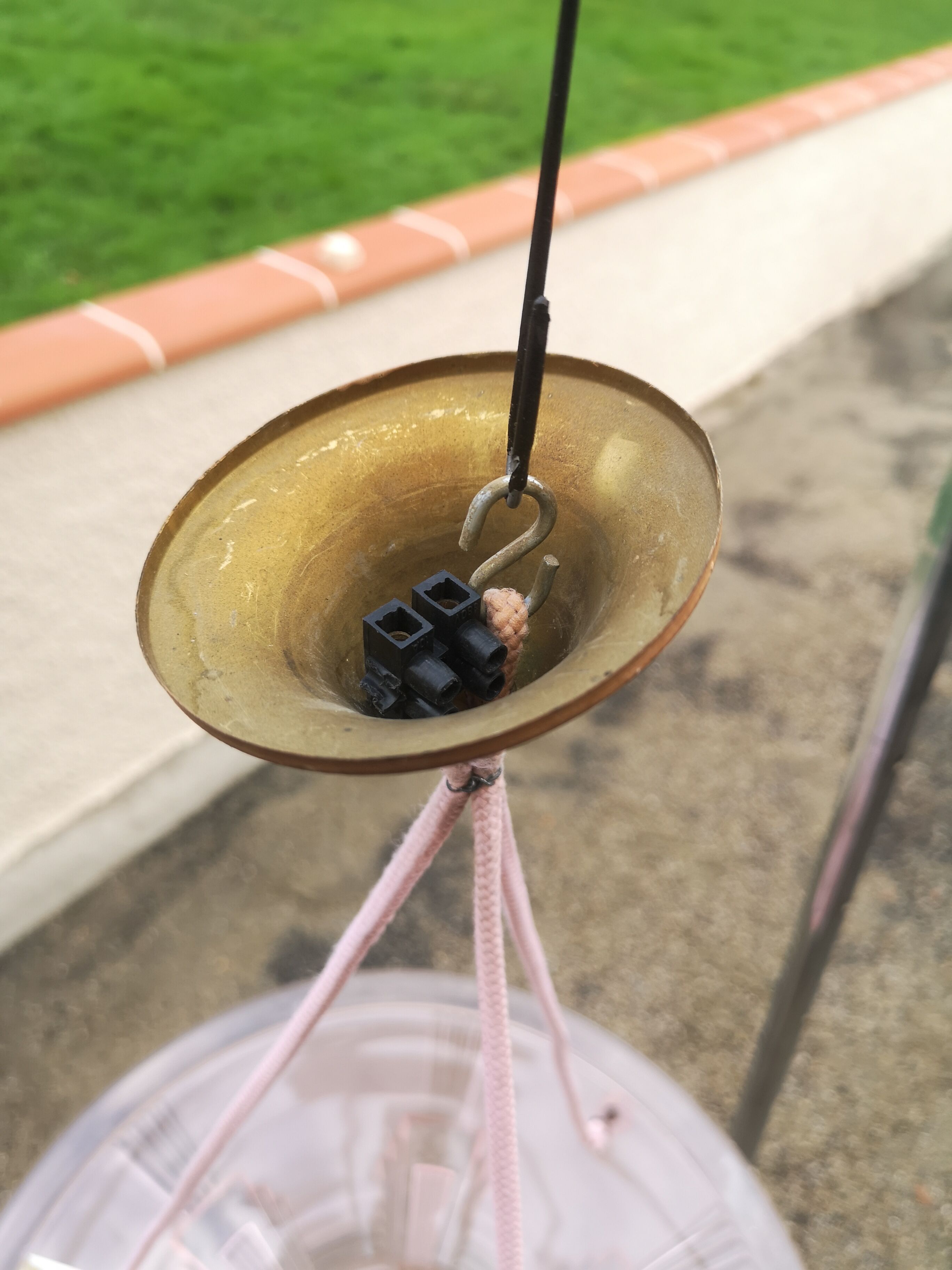 Glass pendant light