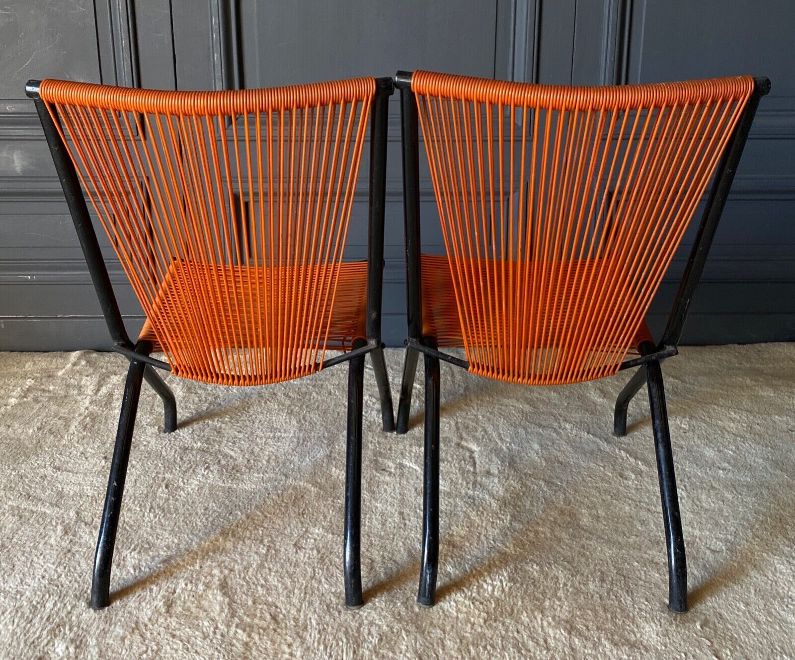 Suite of 4 folding armchairs scoubidou red and tubular black 1960