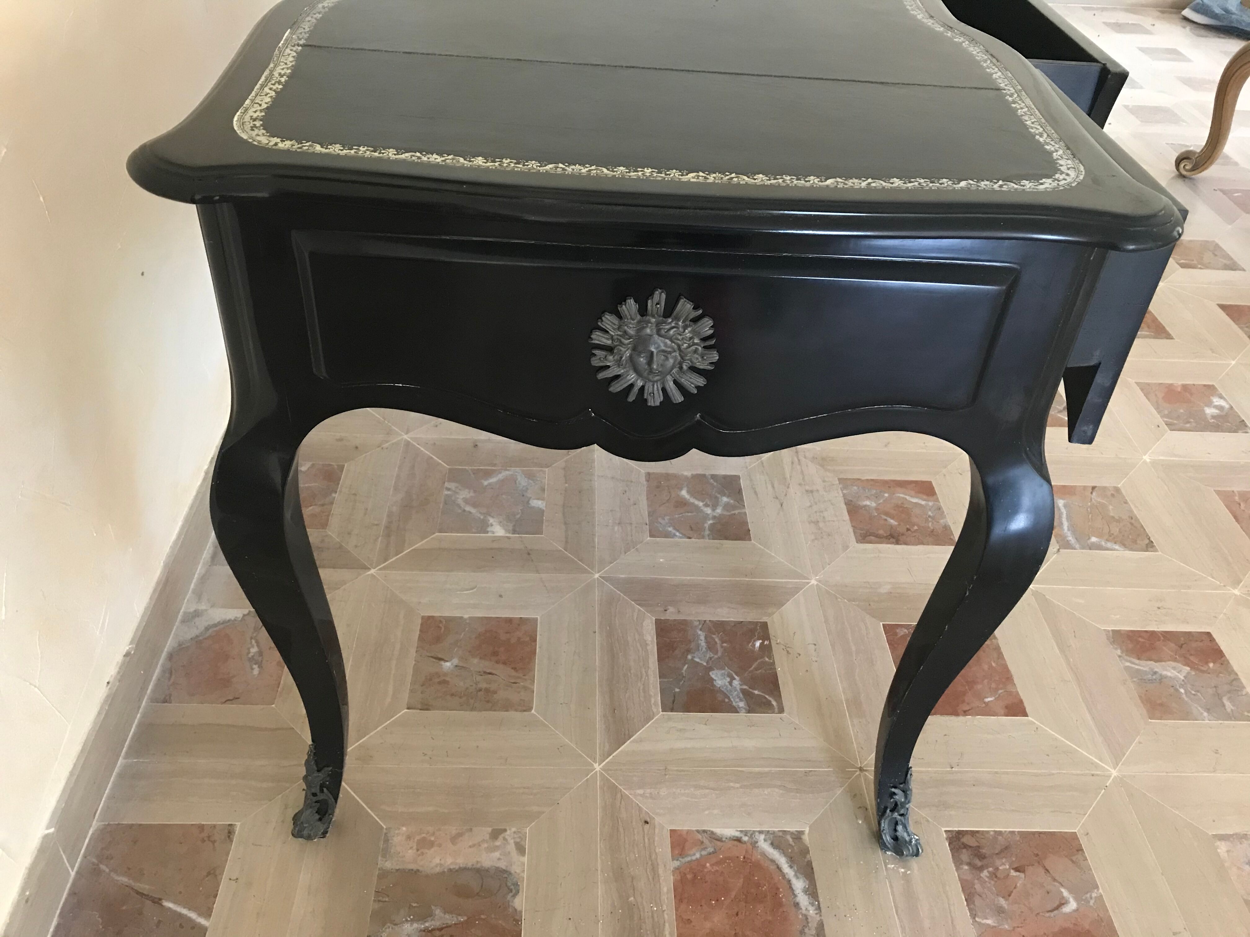 Black lace-up regency-style flat desk