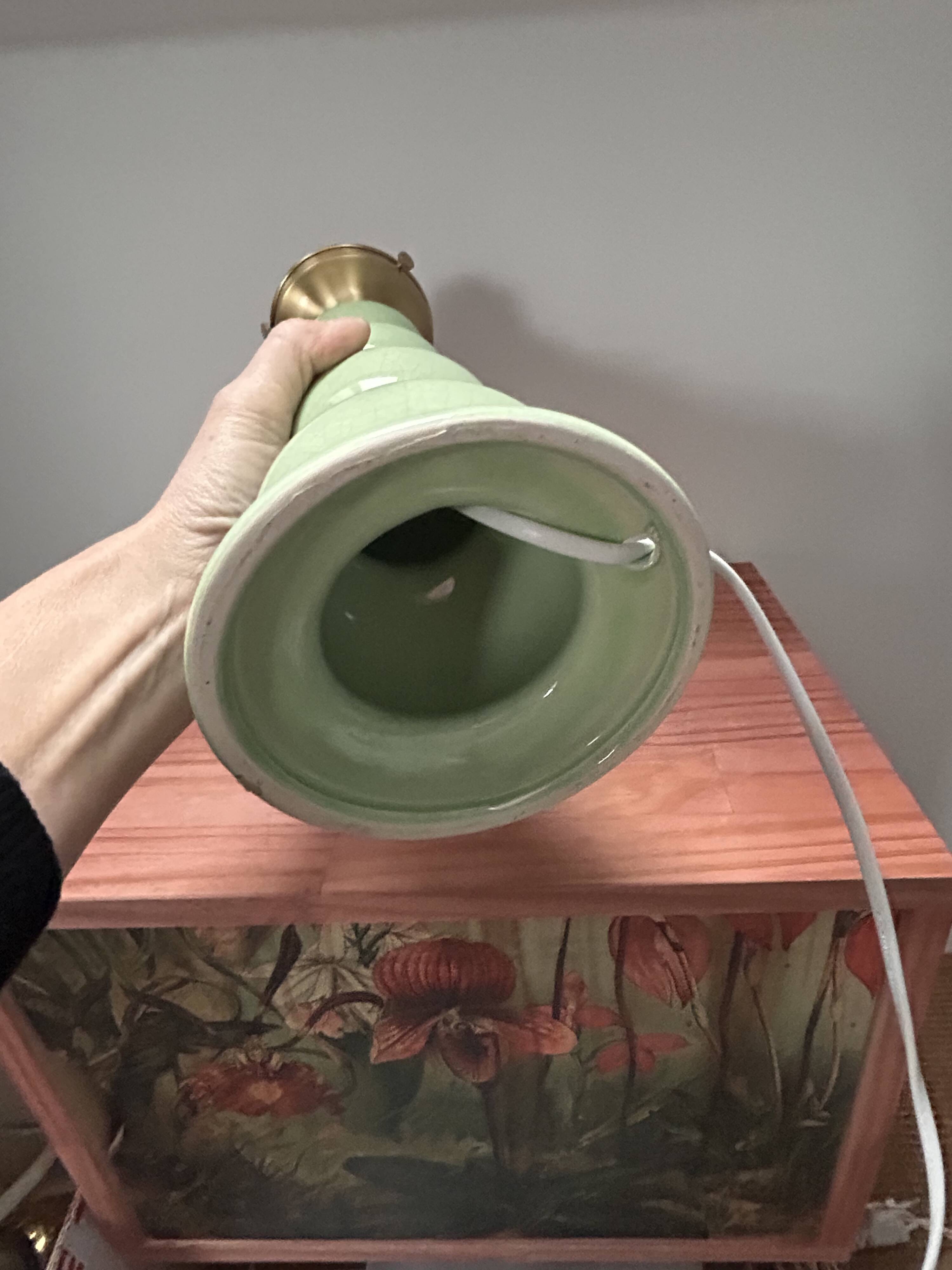 Lampe à poser vintage pastel globe plissé