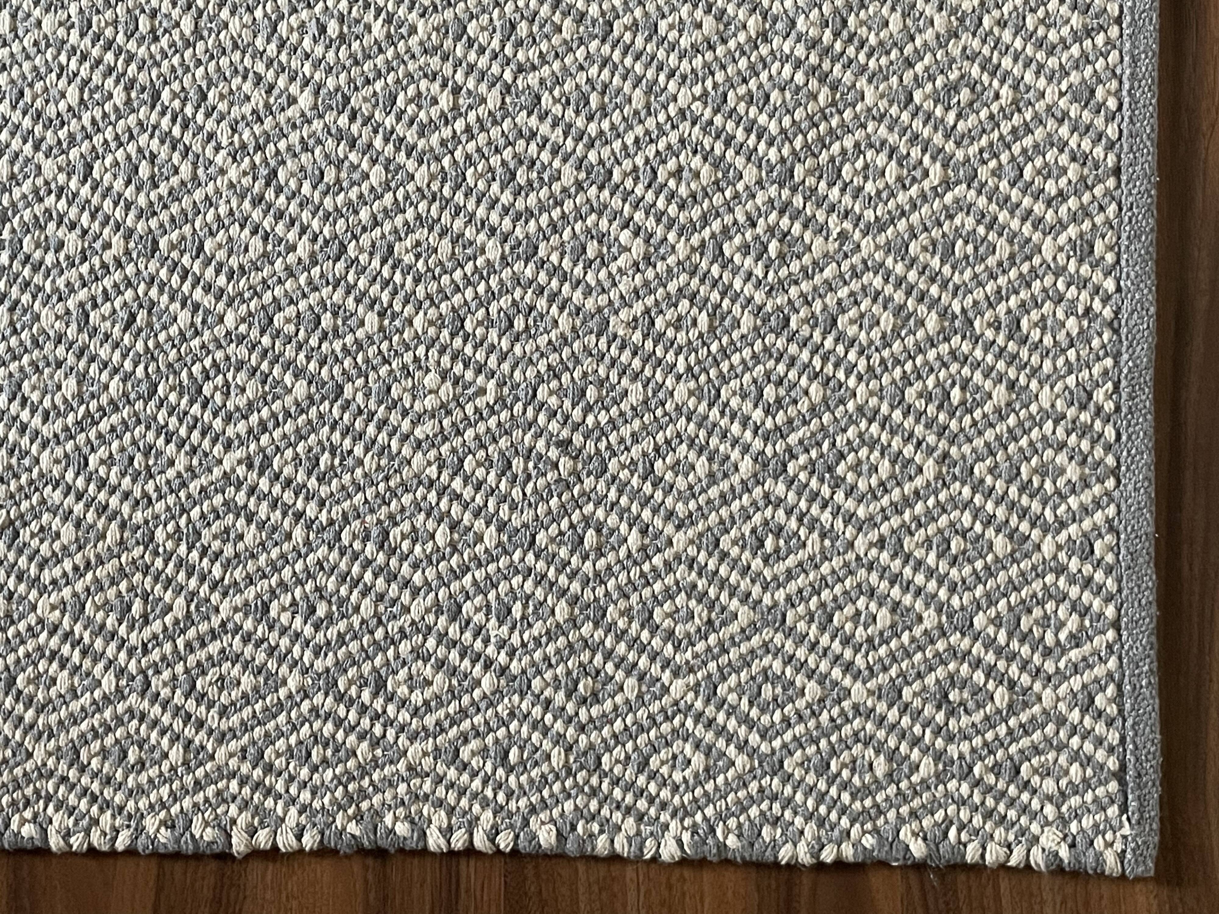 19 x 48 Inc. - Handwoven Cotton, Geometric Pattern, Indian, Handmade, Small, Area, Floor, Rug\Carpet