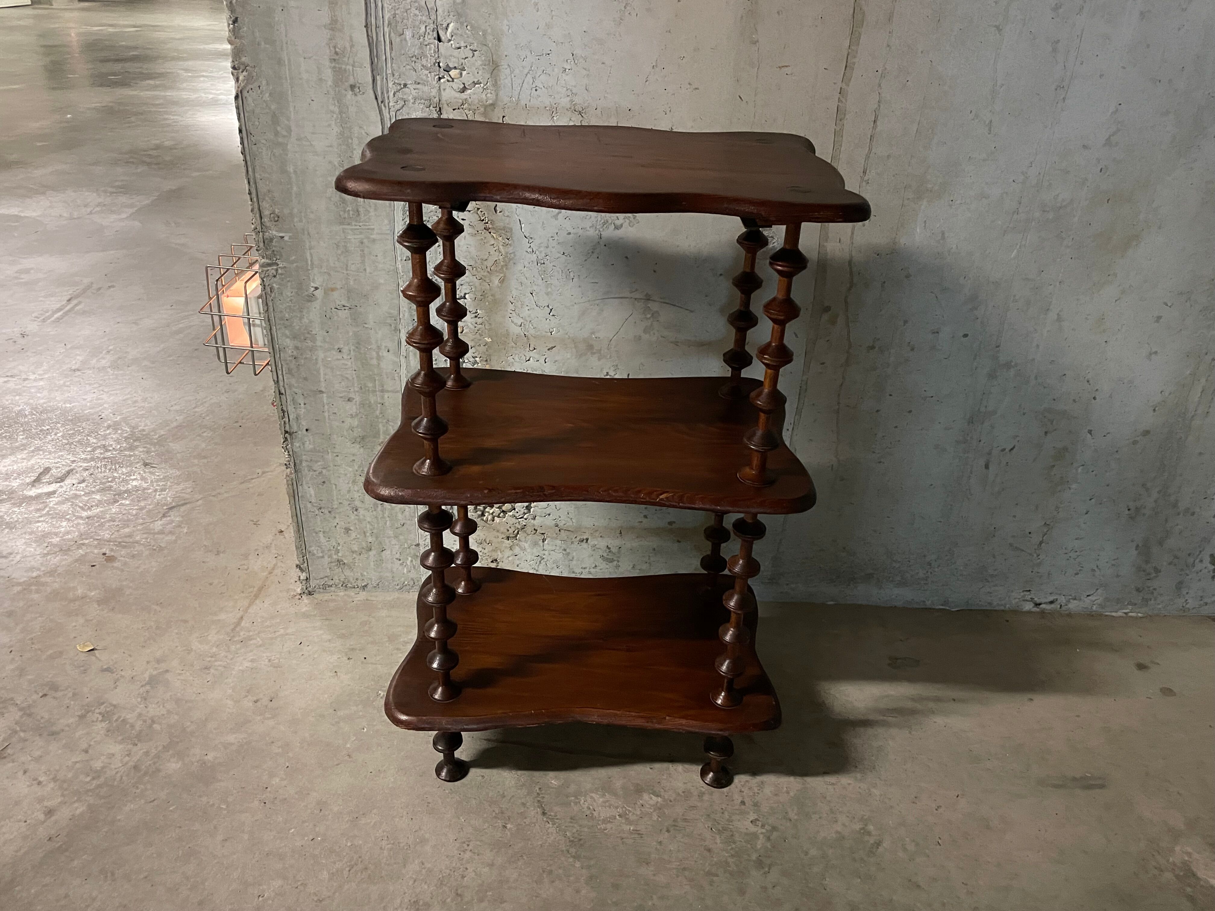 Wooden shelf cabinet