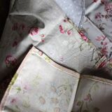 A set of 4 romantic floral polka dot napkins.