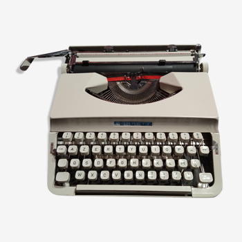Makajima model 2000 barrett typewriter