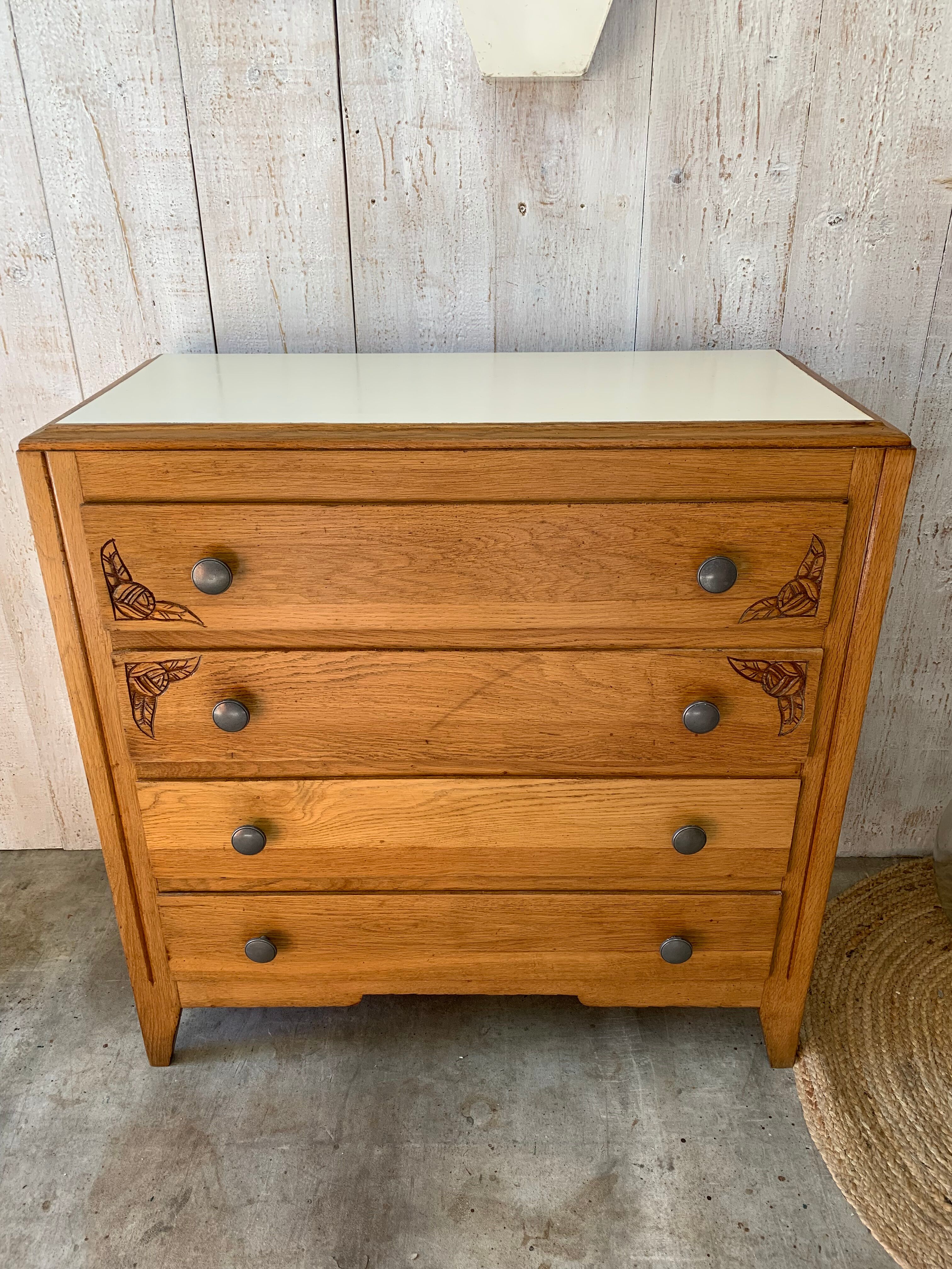 Vintage chest of drawers