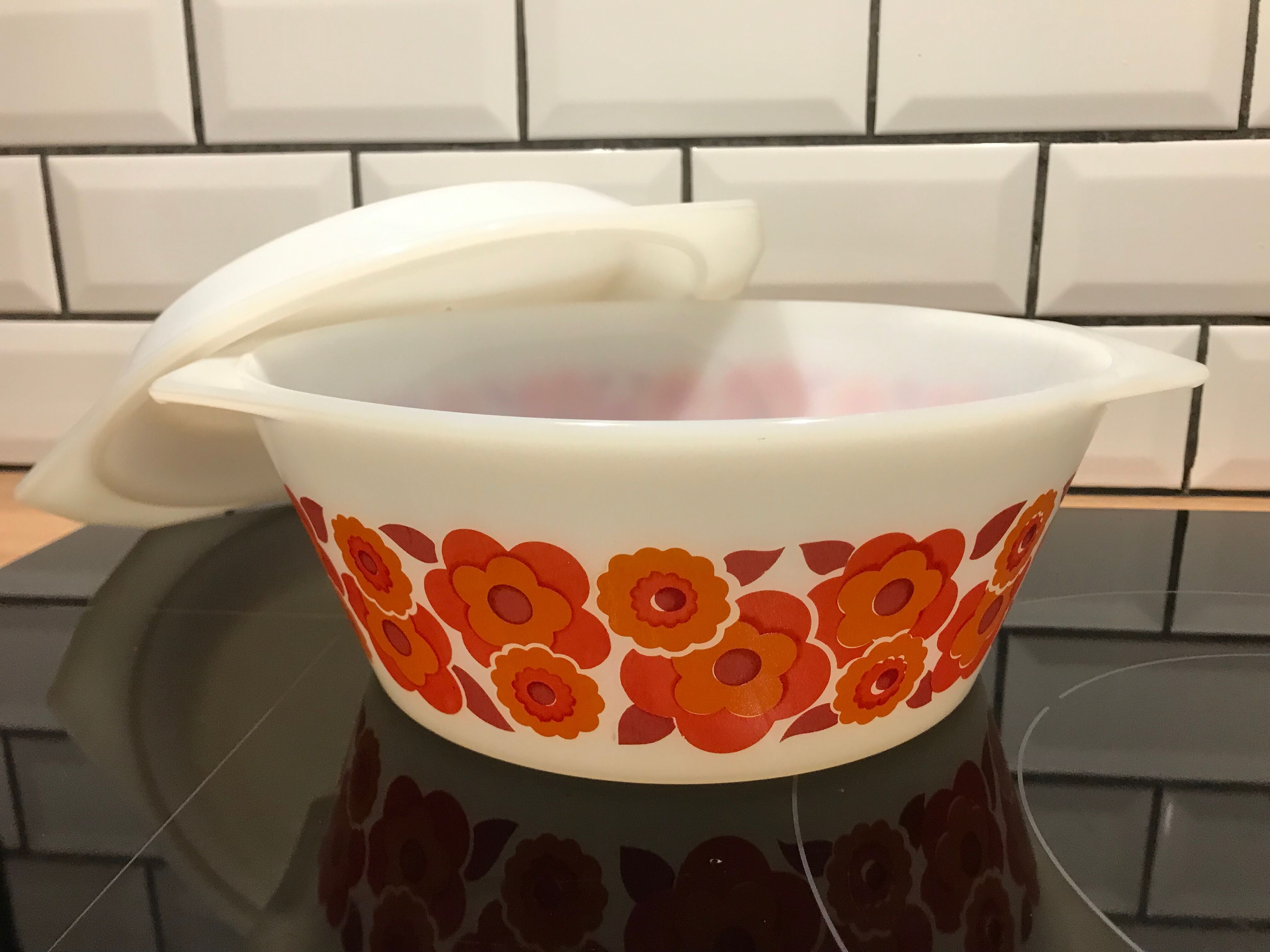 Arcopal casserole dish