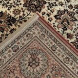 Grand tapis oriental