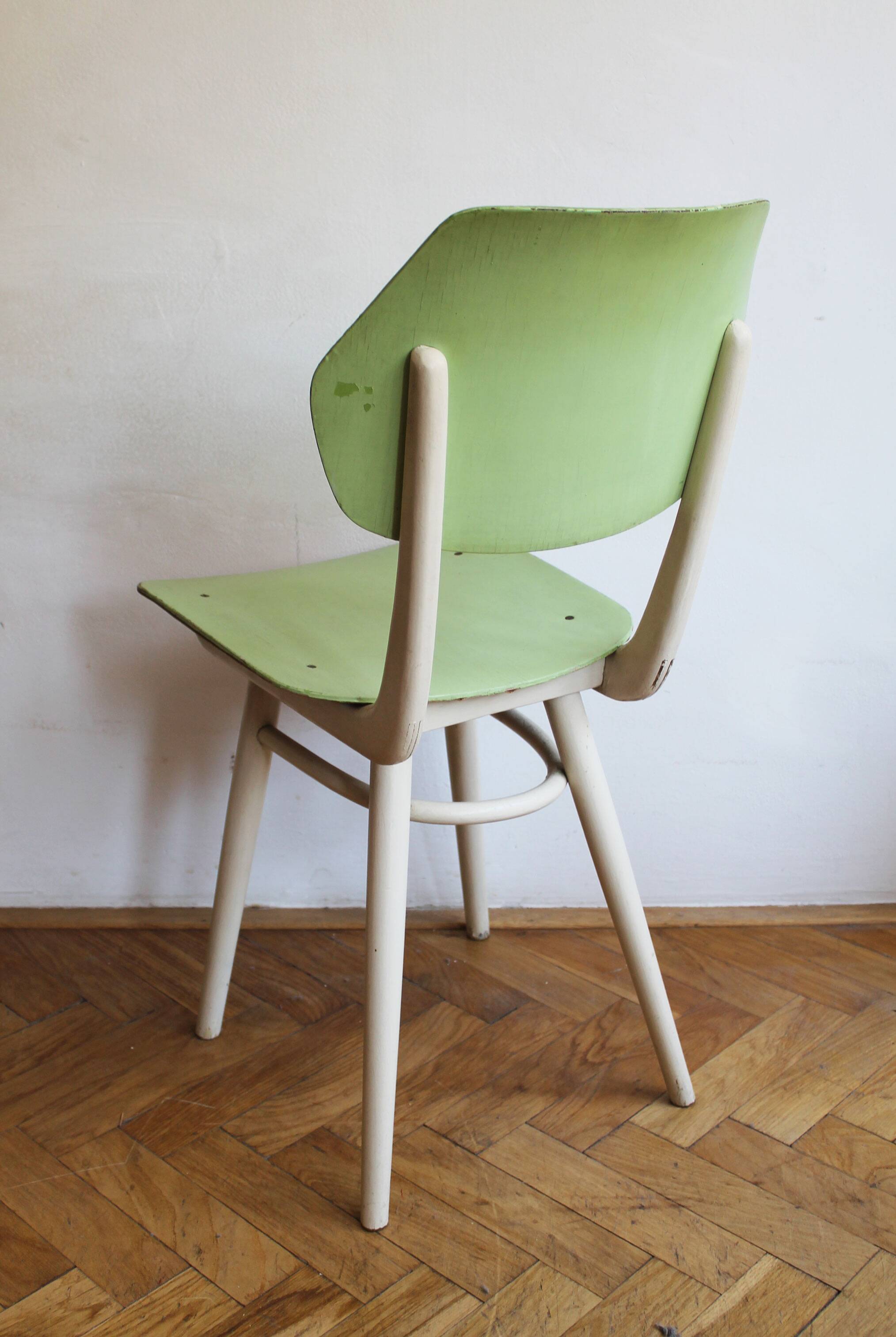 Set of 6 vintage TON chairs in painted wood, Czechoslovakia, 1964