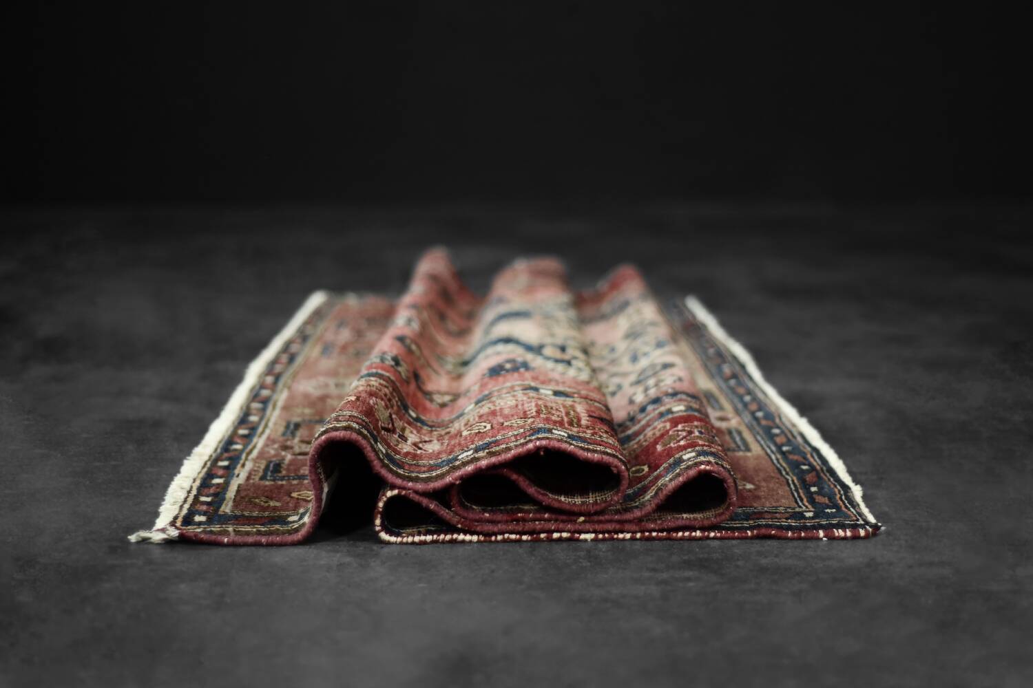 Vintage Hamadan Kamse oriental rug, handwoven in the Middle East, 1960s.